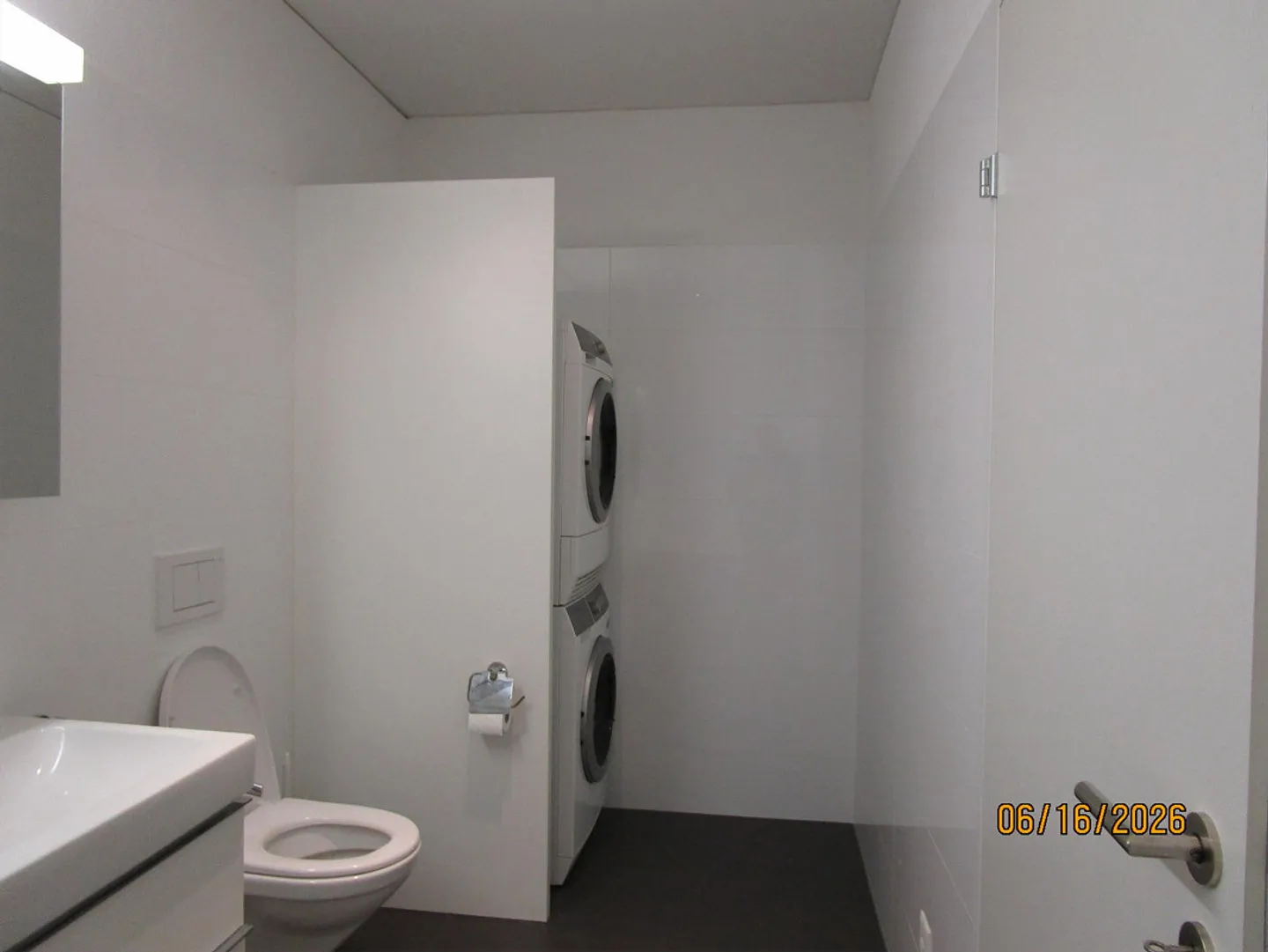 Moderne Wohnung in zentraler Lage - Foto 9 von 10