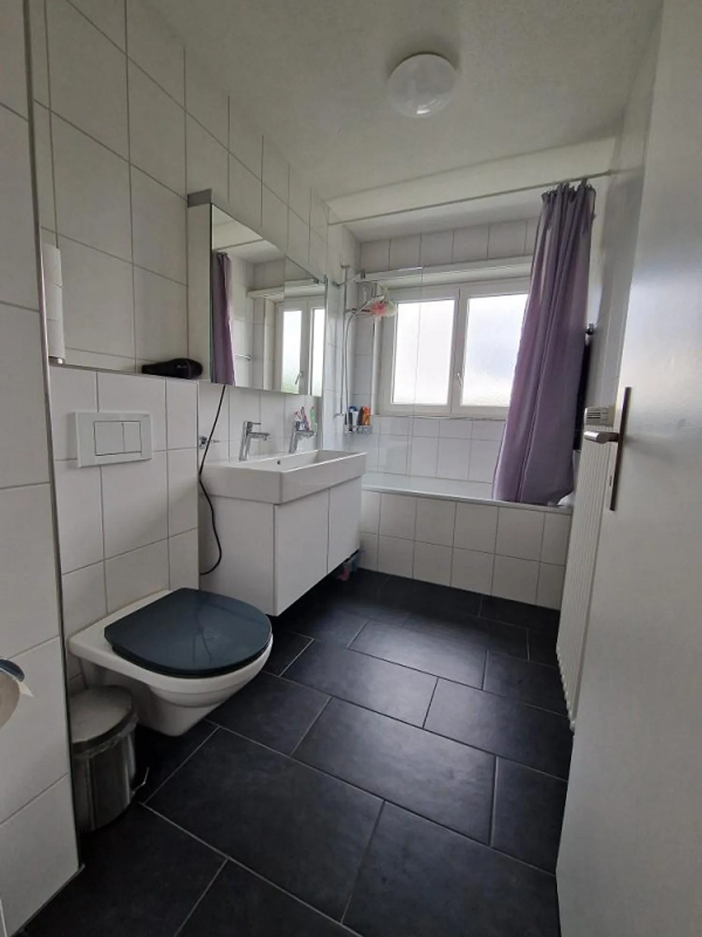 Moderne Wohnung mit Balkon - Foto 6 von 6