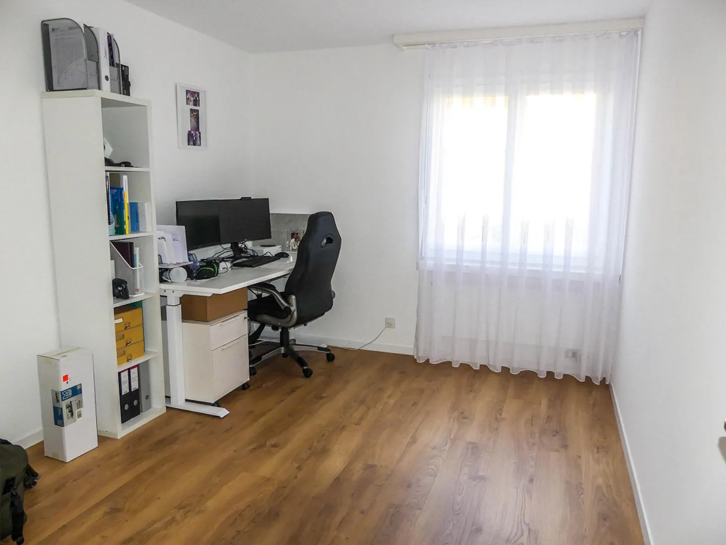 Bright spacious 4 1/2 room apartment - Photo 4 of 15