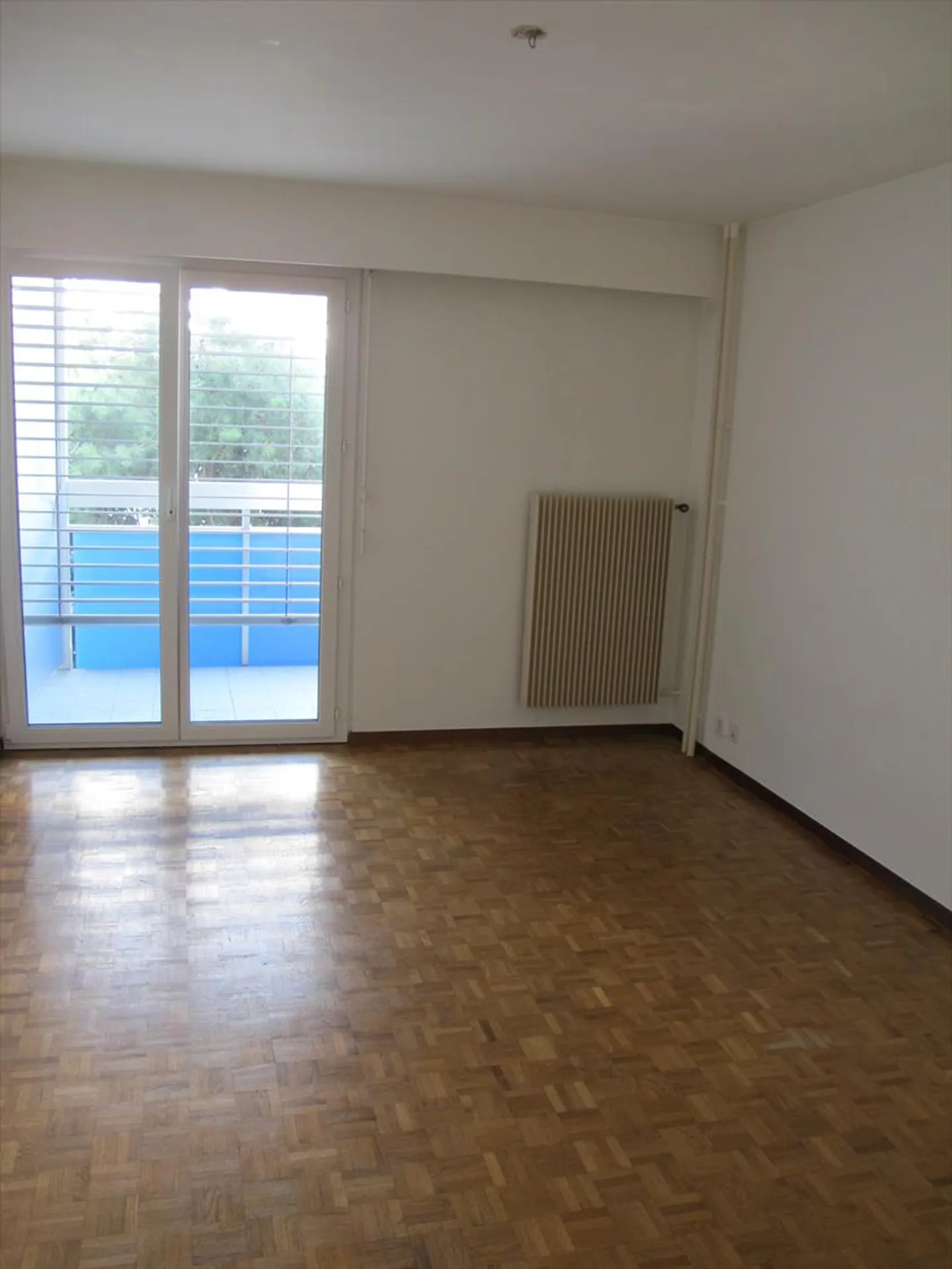 1-room apartment - Photo 1 of 2