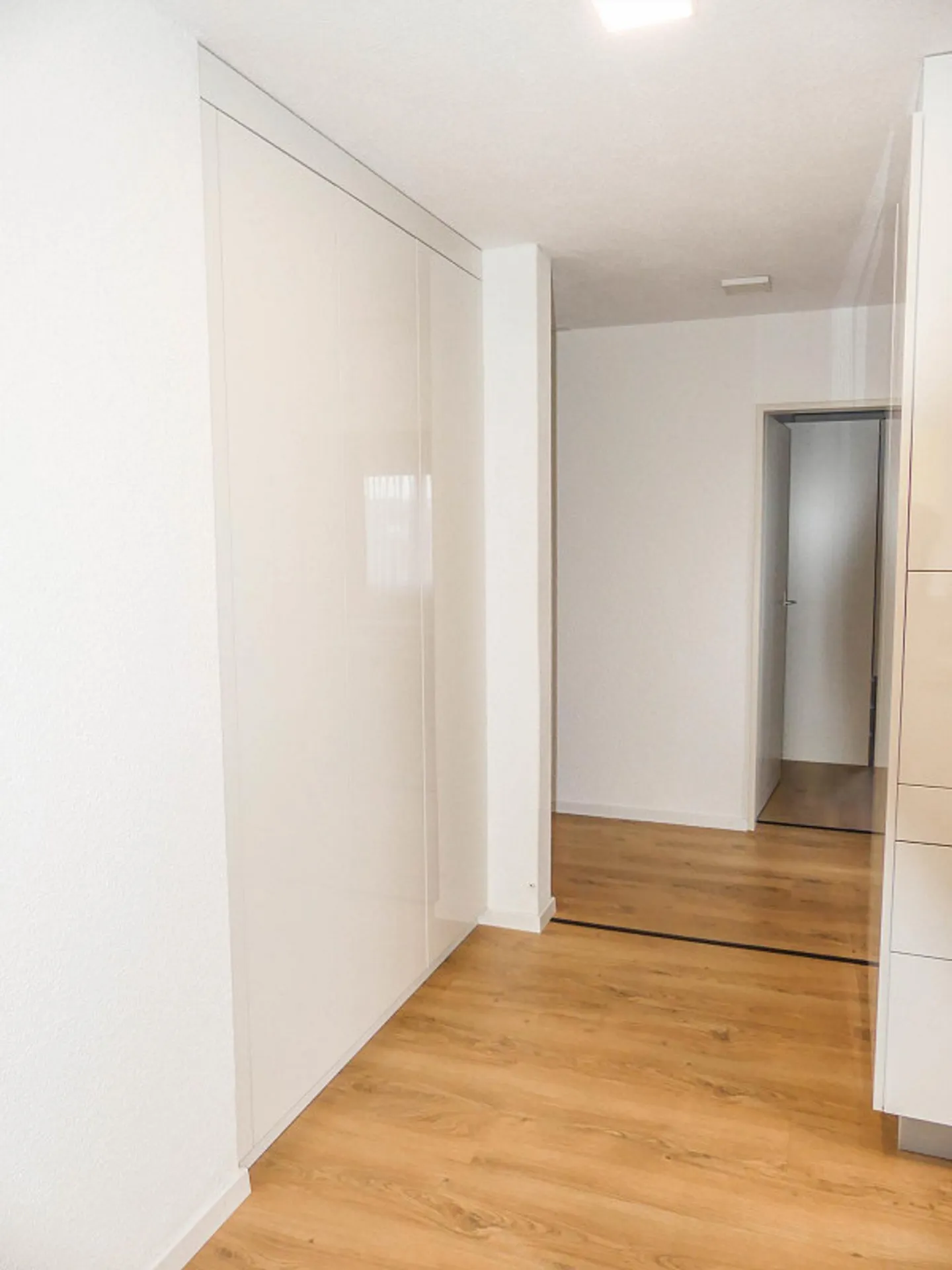 Bright spacious 4 1/2 room apartment - Photo 12 of 15