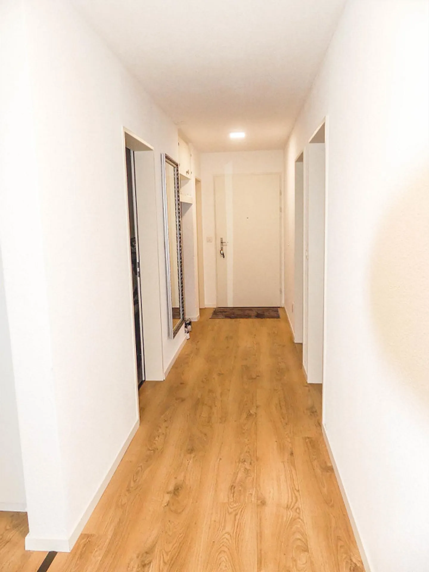 Bright spacious 4 1/2 room apartment - Photo 13 of 15