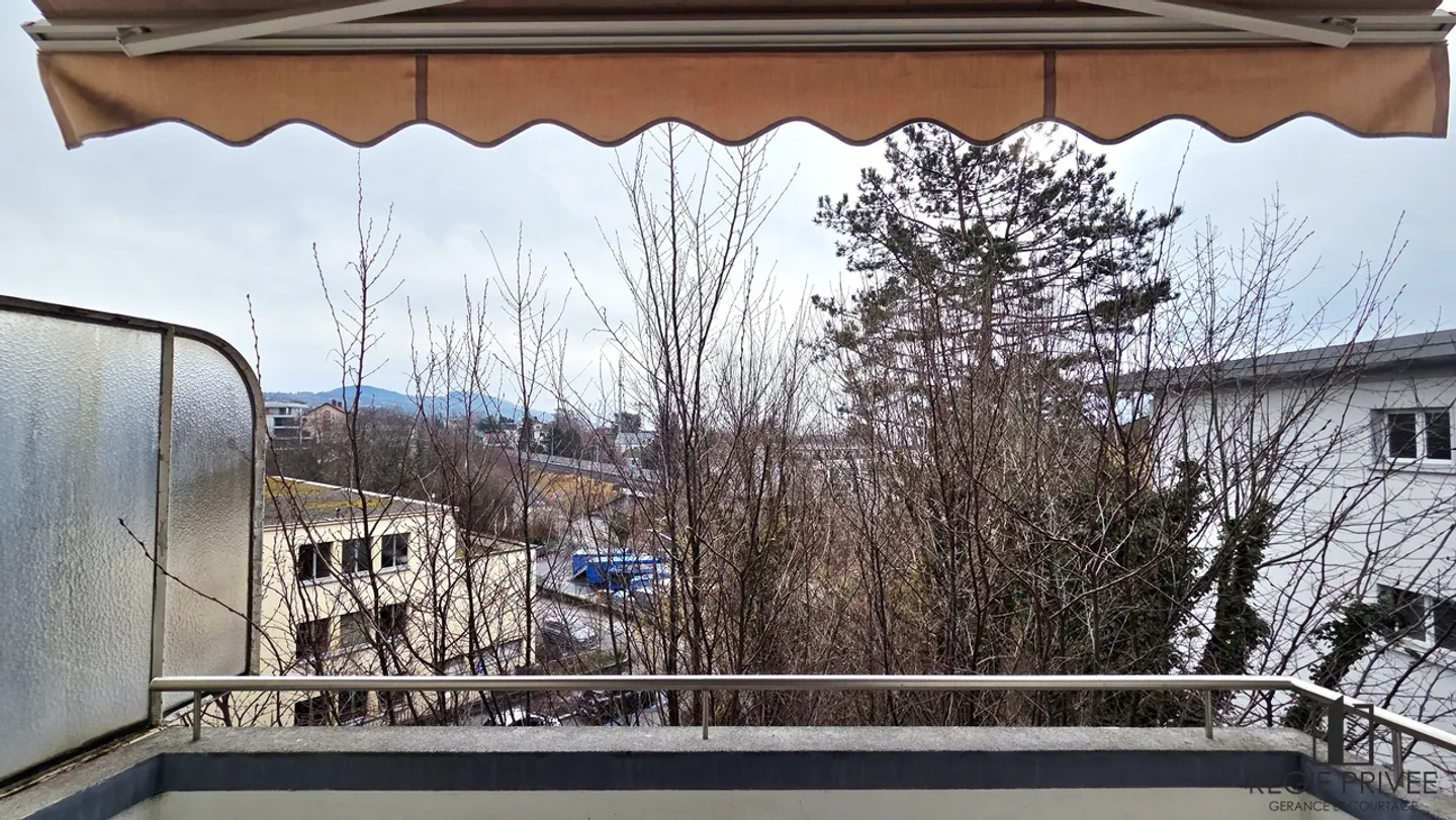 3.5 Room Apartment on the 1st Floor - Photo 5 of 9