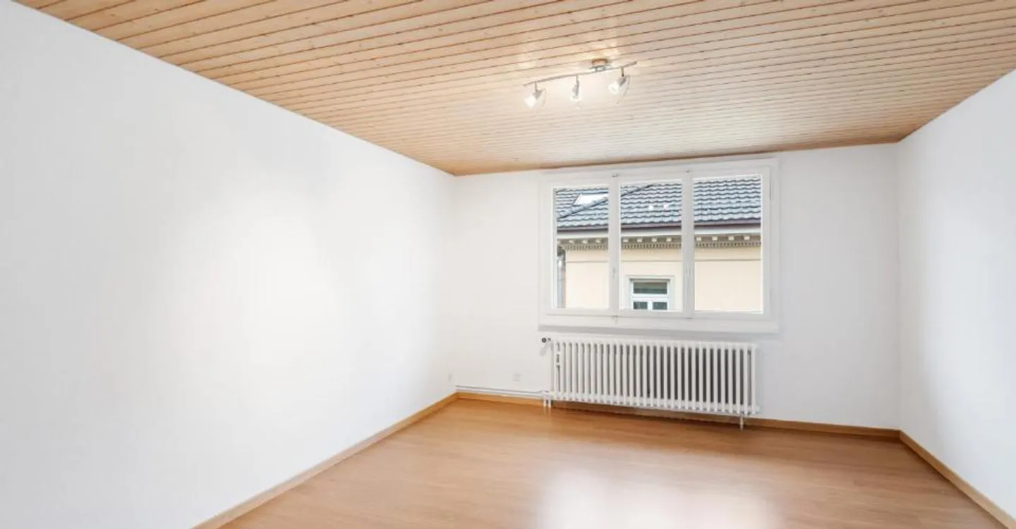 Free net rent gifted + Rent without deposit - Photo 2 of 10