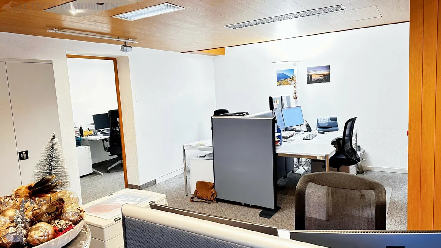 Bürofläche zur Miete in Glis - Foto 1 von 8