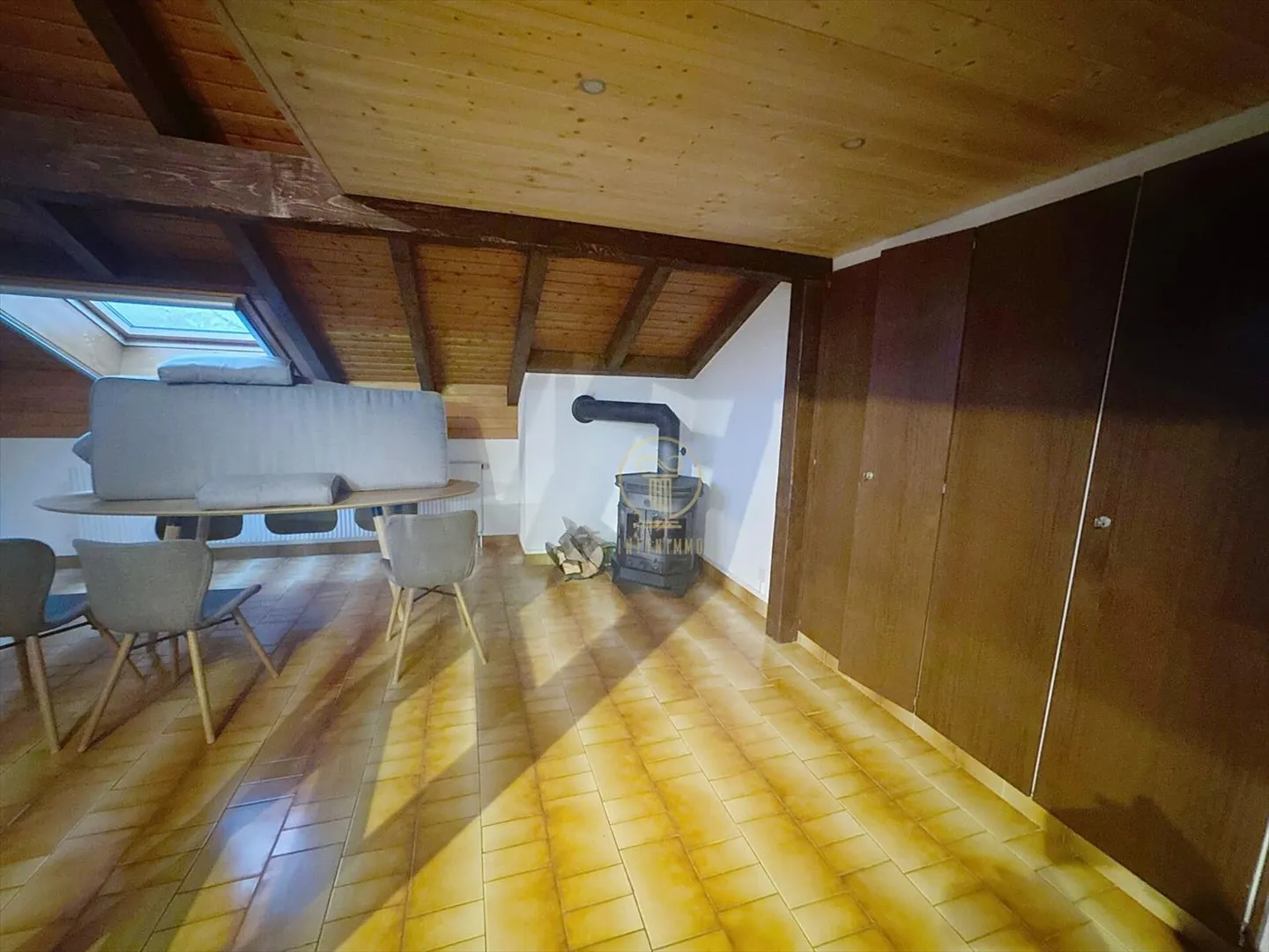 BURTIGNY - Appartement à louer de 3,5 pièces - Photo 2 sur 7