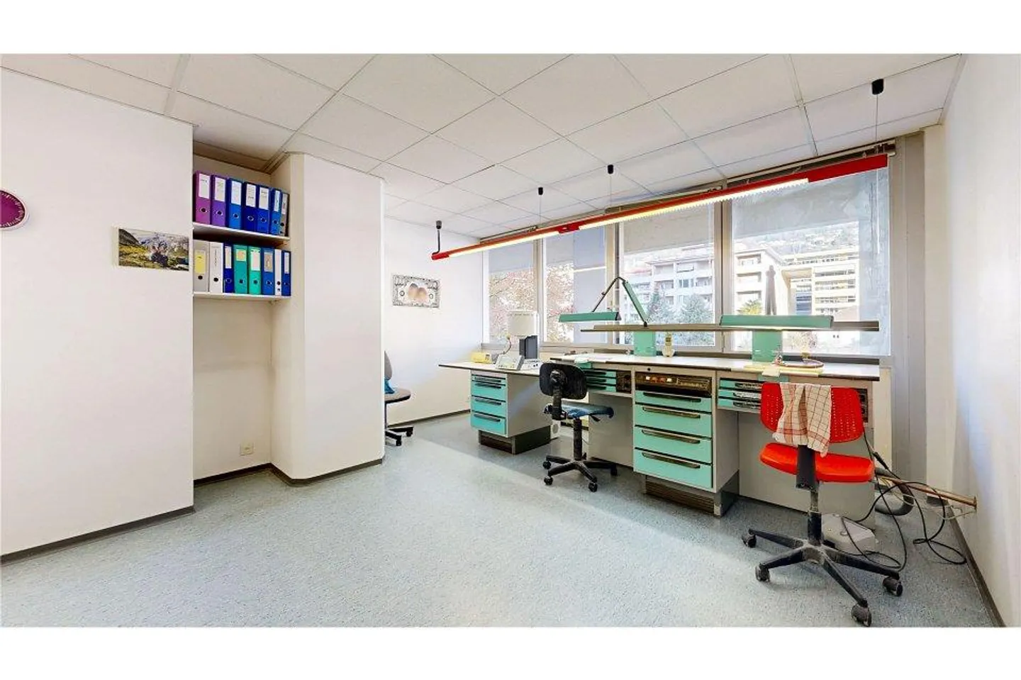 Ufficio-Laboratorio di 3 stanze - Foto 1 di 7