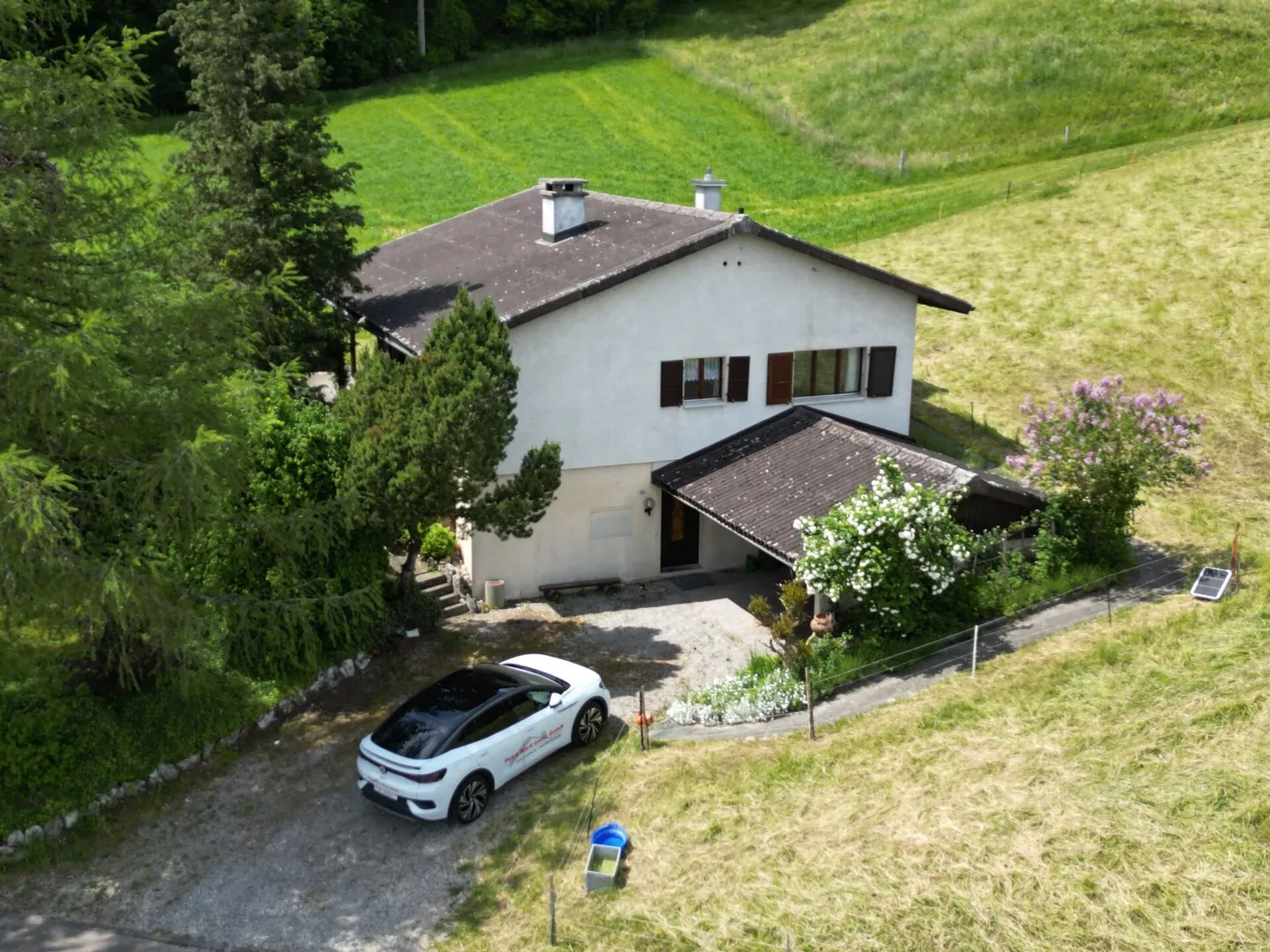Beautifully located 4.5-room single-family house with the best view - Photo 1 of 14