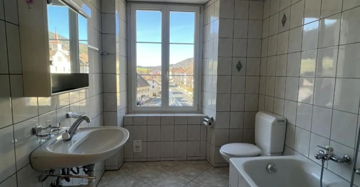 Sonvilier, bel appartamento di 3,5 locali al 2° piano con cucina moderna - Foto 5 di 8