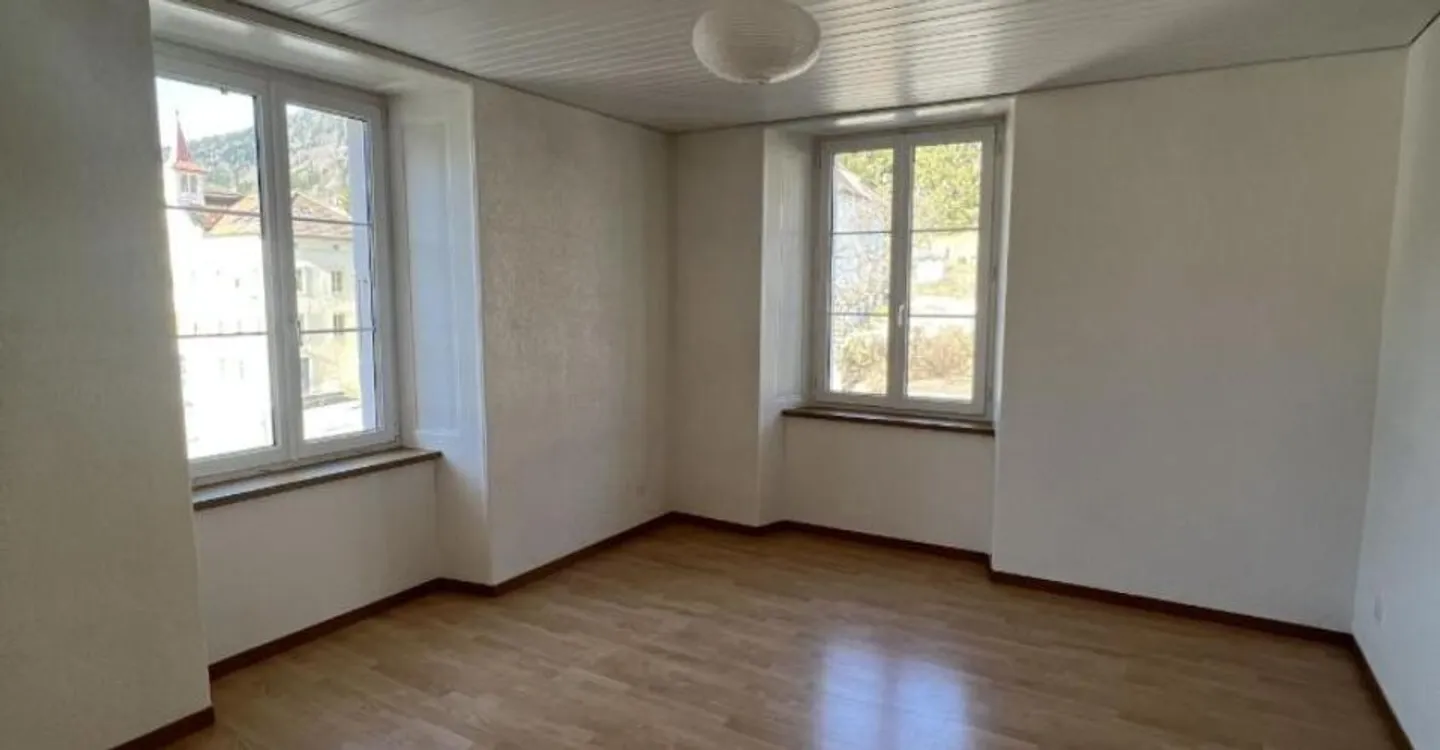 Sonvilier, bel appartamento di 3,5 locali al 2° piano con cucina moderna - Foto 7 di 8