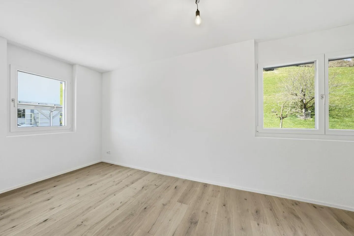 Maison jumelée moderne dans la verdure avec vue sur le Säntis - prête à emménager - Photo 13 sur 25