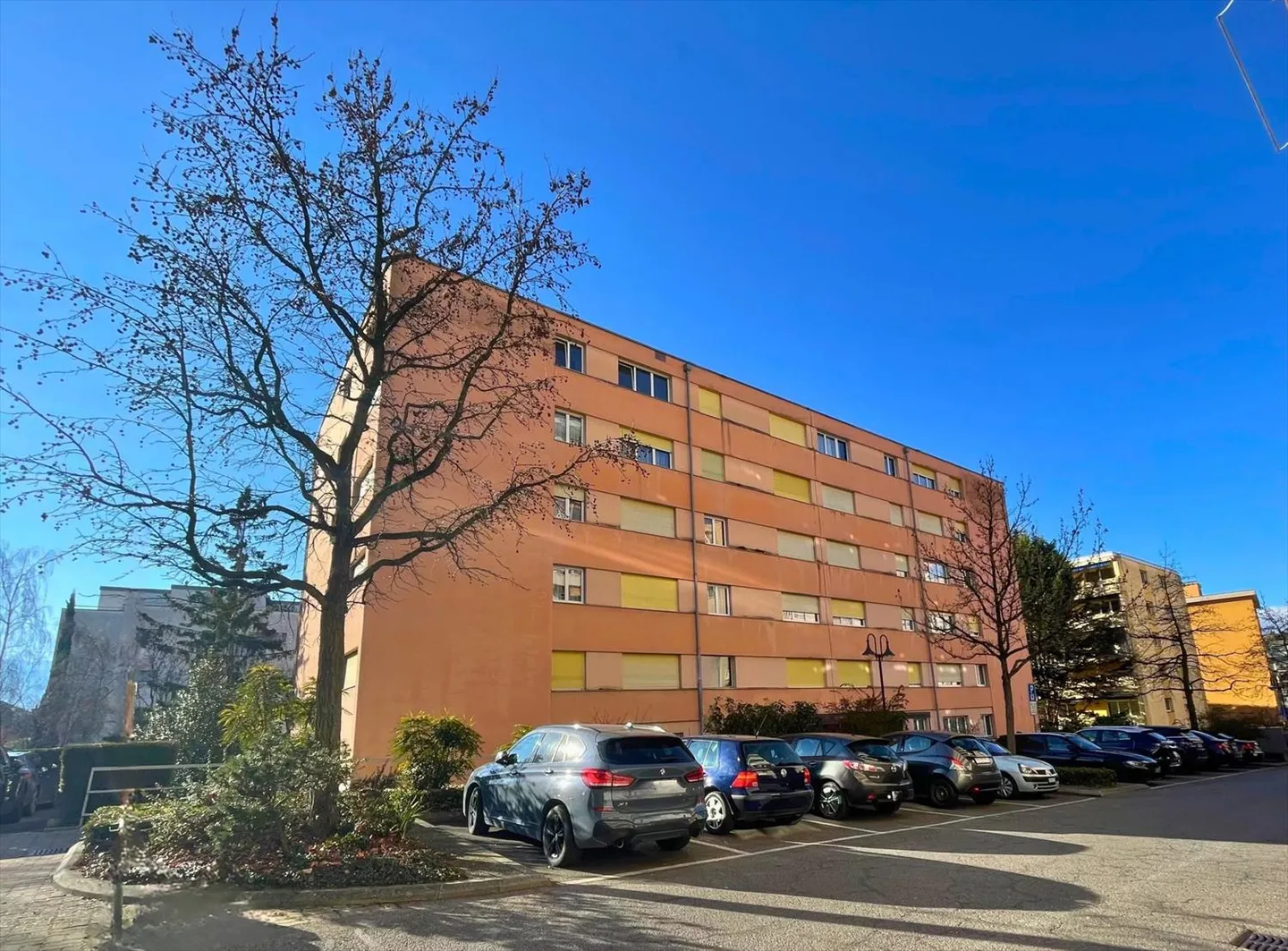 Appartement deux pièces au sous-sol - Photo 1 sur 7