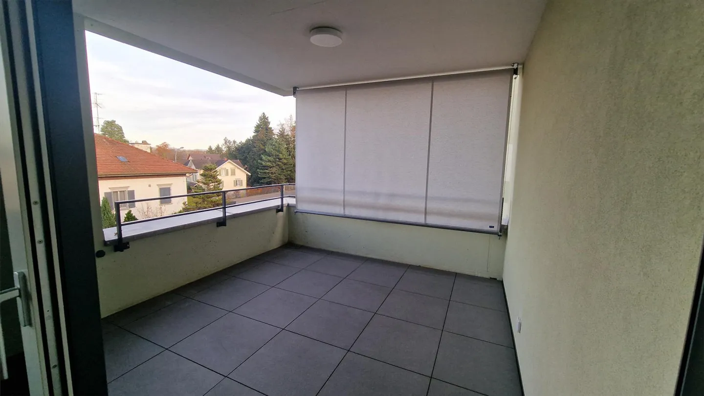 Appartamento attraente di 3½ locali in una zona residenziale soleggiata e ben collegata - Foto 7 di 17