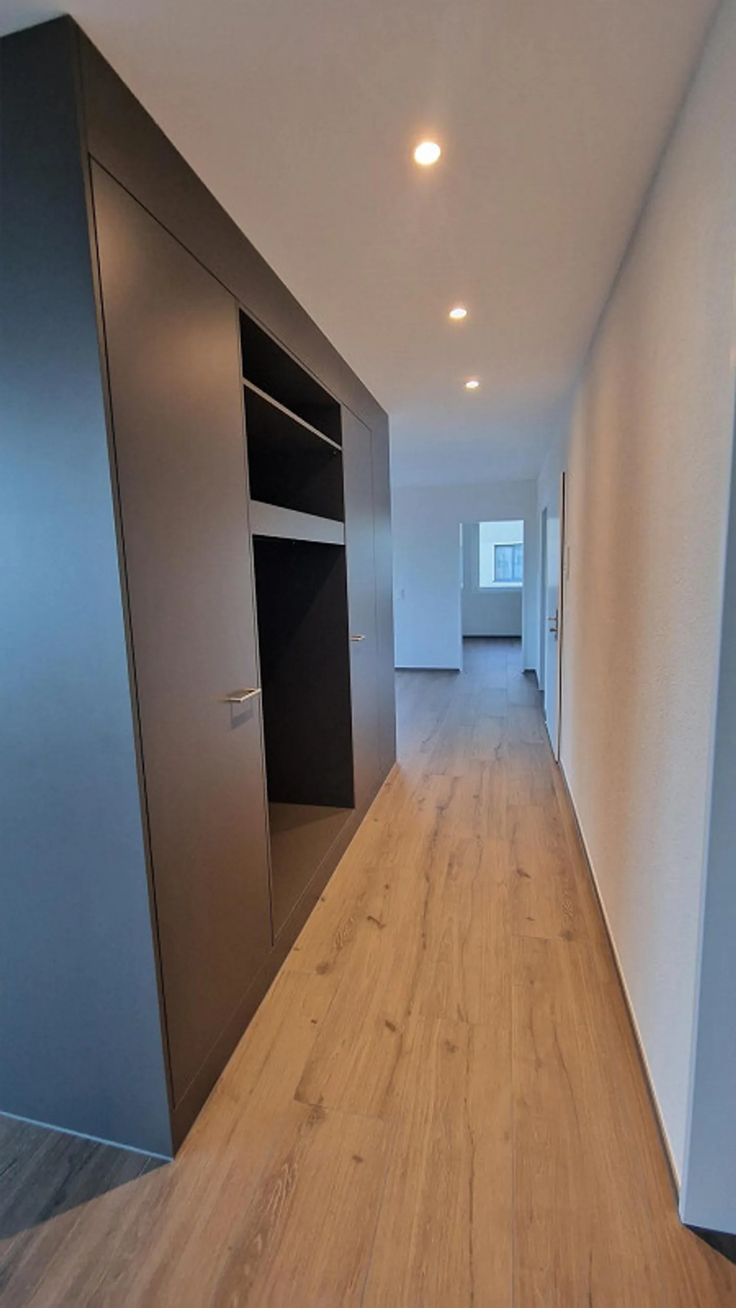 Appartamento attraente di 3½ locali in una zona residenziale soleggiata e ben collegata - Foto 9 di 17