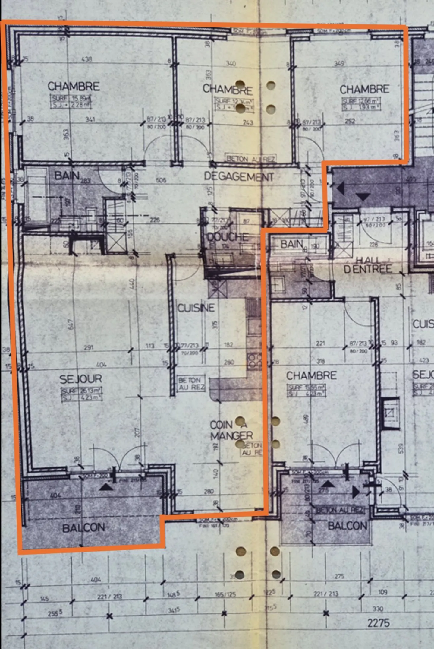 Renovated Apartment with Balcony - Photo 4 of 5