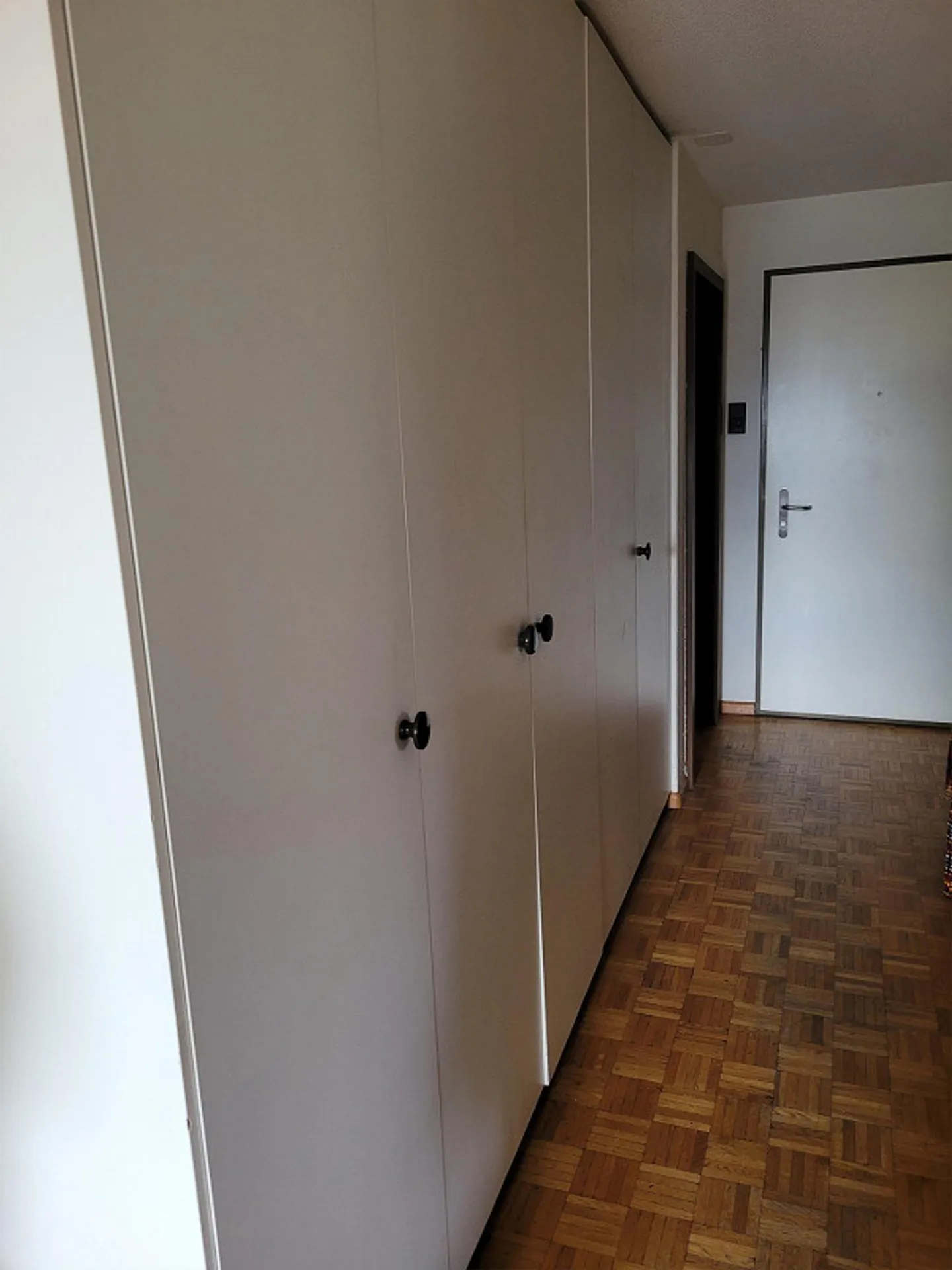 Appartamento 4 1/2 stanze in un quartiere adatto alle famiglie - Foto 2 di 6