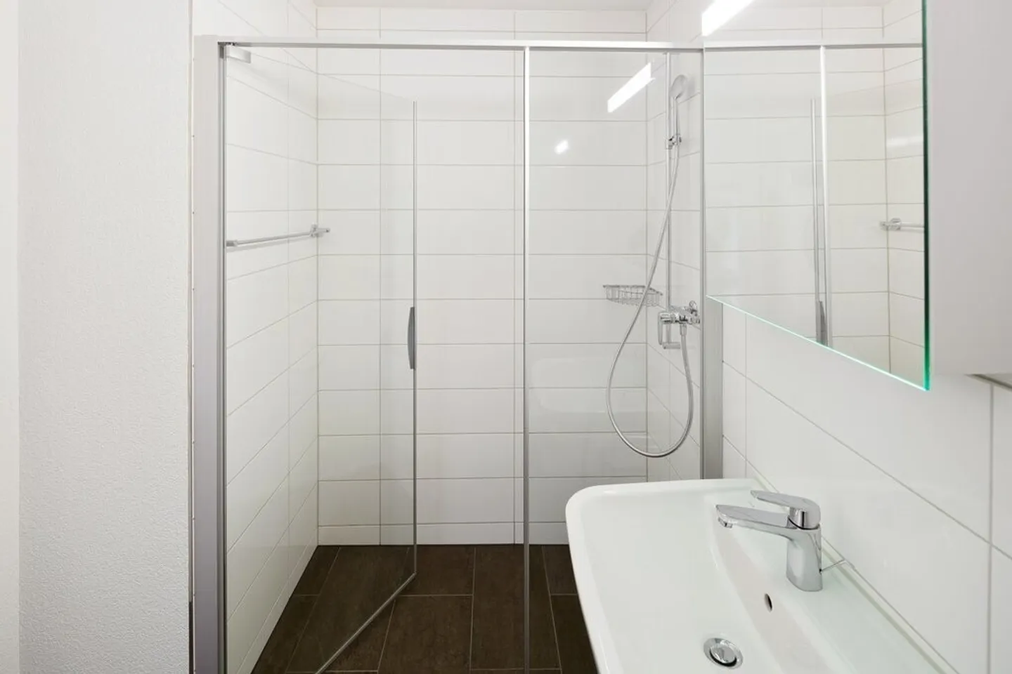 Vie moderne dans un quartier familial - Photo 6 sur 8