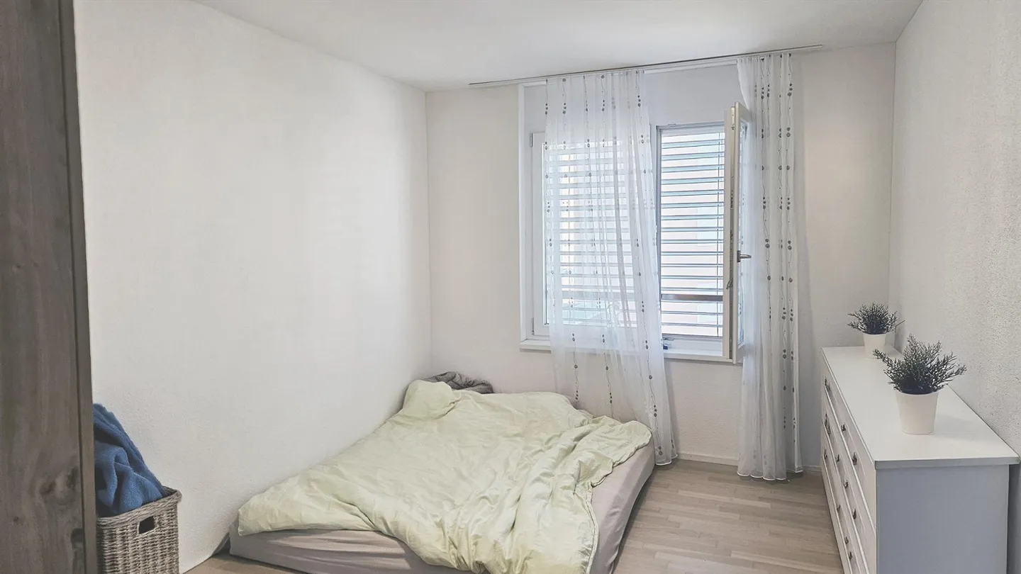 Appartement moderne et lumineux de 3,5 pièces avec balcon à Oberentfelden - Photo 4 sur 7