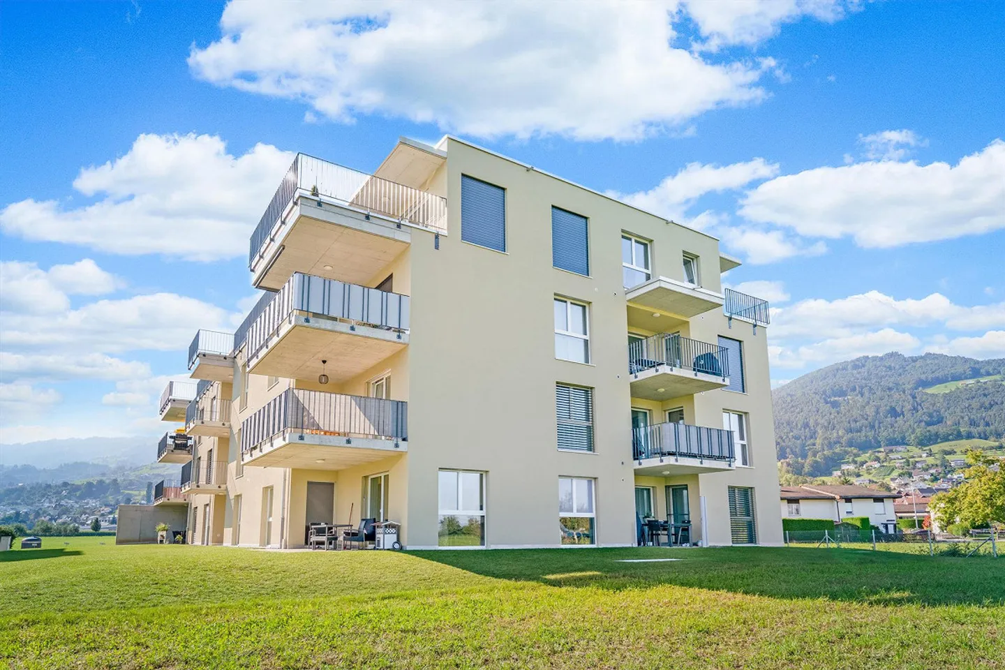 3.5 Room Apartment in Marbach SG - Photo 1 of 13