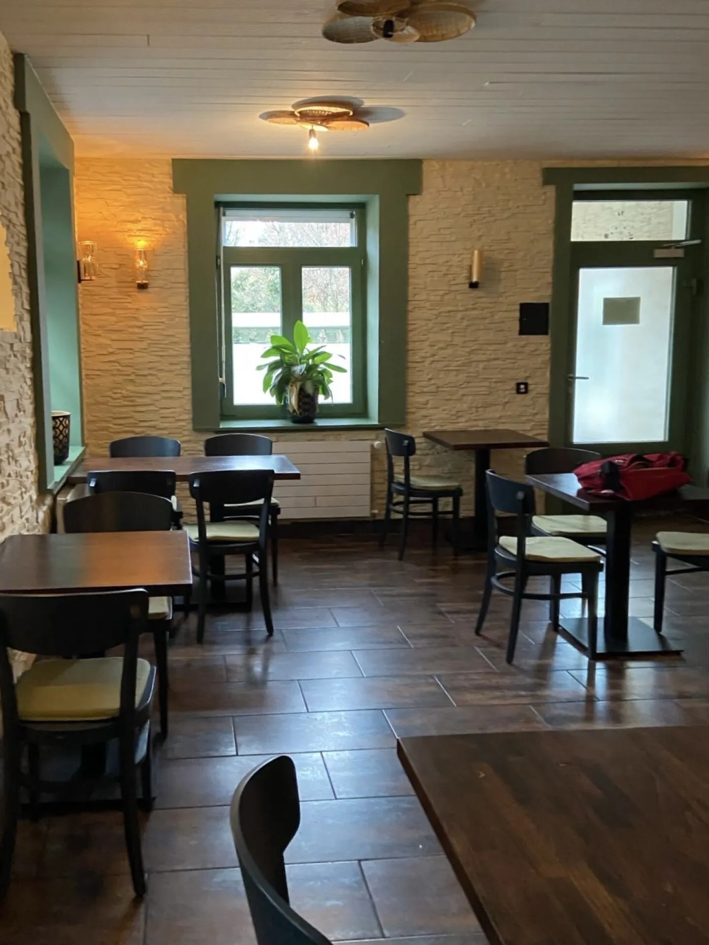 Räumlichkeiten für Ihren neuen Gastrobetrieb - Foto 1 von 3