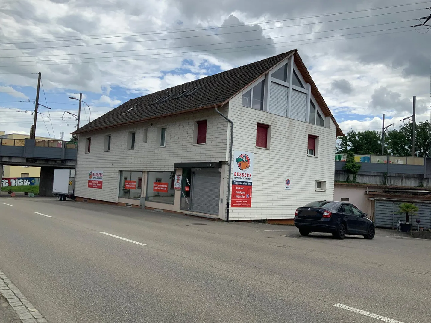 Convient pour un magasin et un bureau en auto-utilisation - Photo 1 sur 21