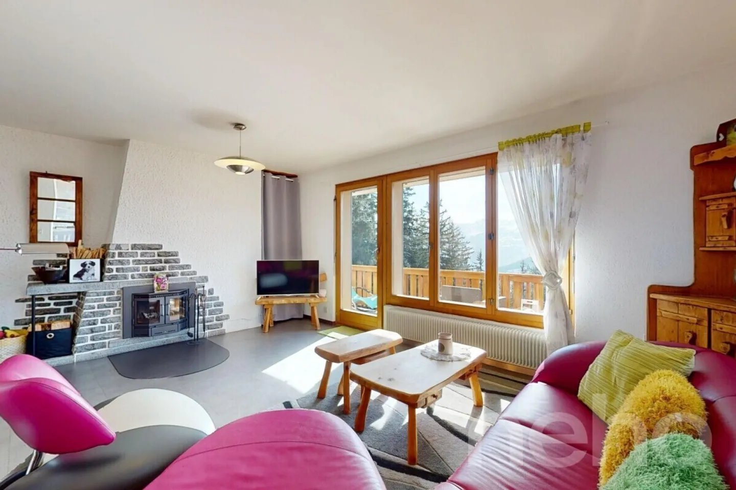 Superbo appartamento 4.5 situato in un chalet di due appartamenti - Foto 7 di 12