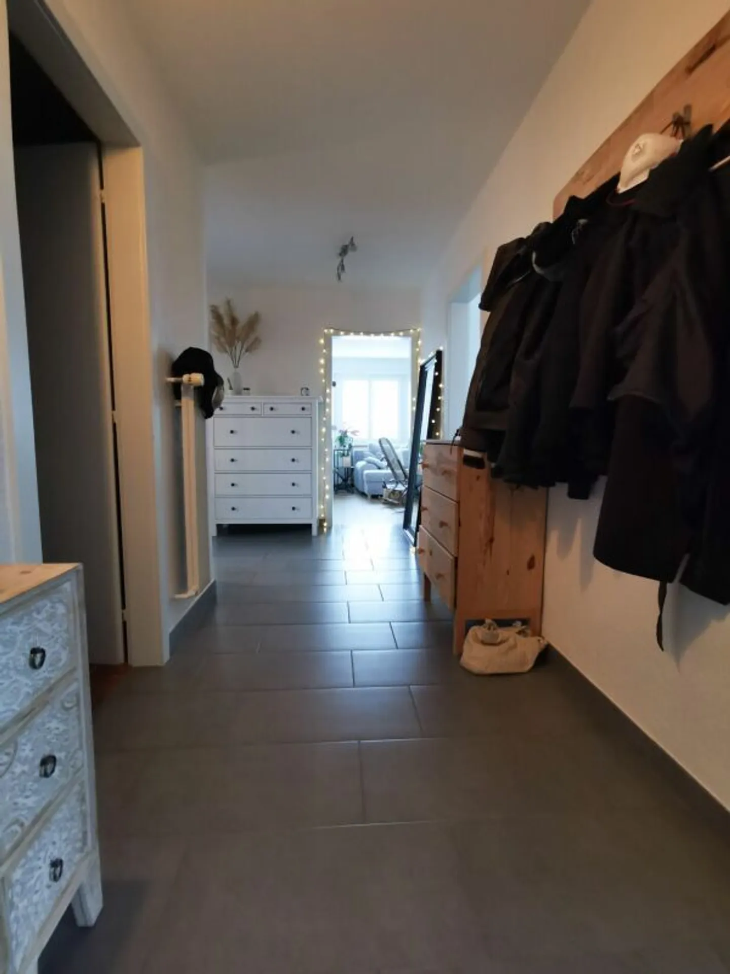 Splendido appartamento di 4,5 stanze in un ambiente tranquillo - Foto 7 di 16