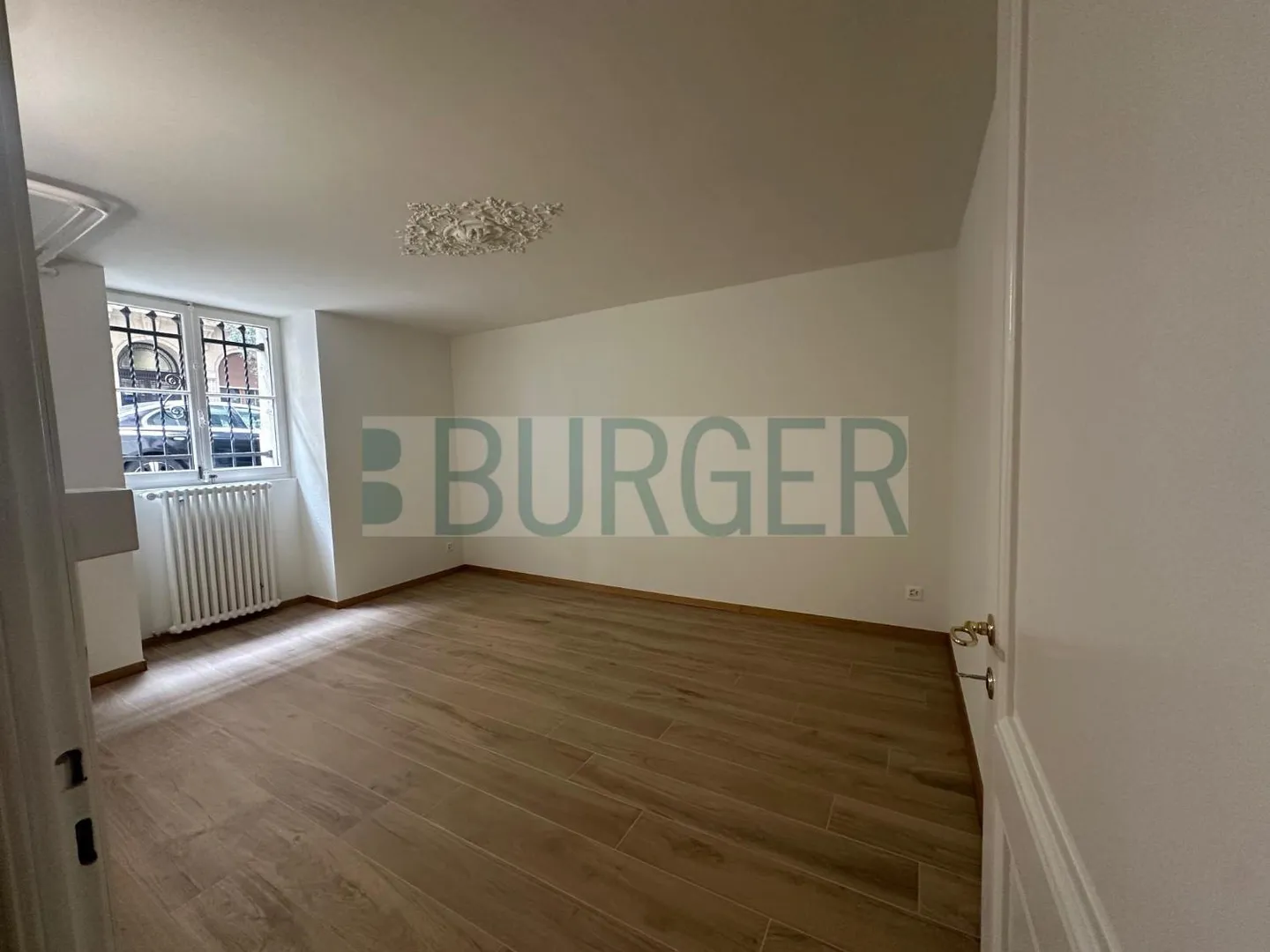 Commerce - Photo 2 of 4