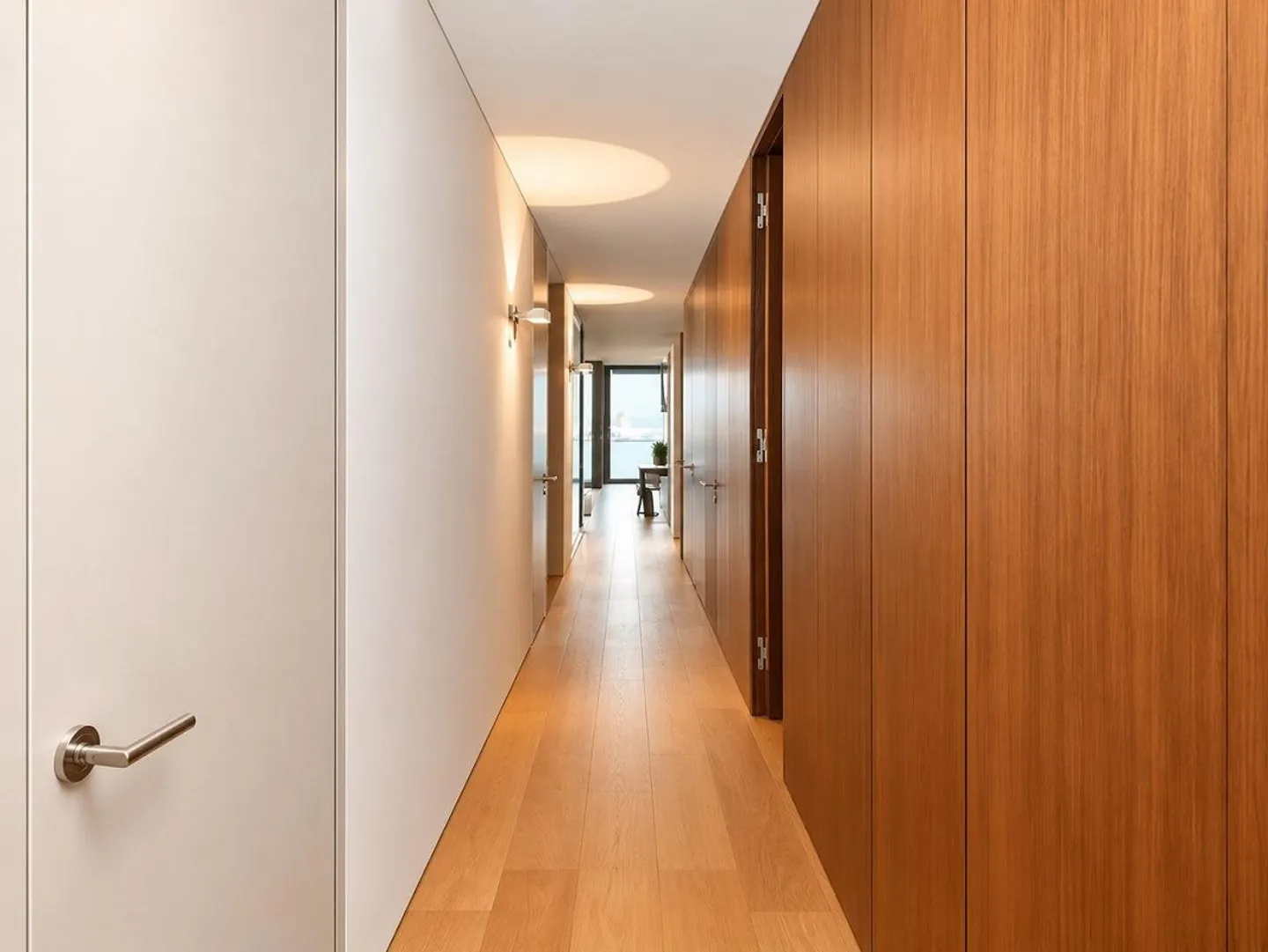 Luxury Apartment a Few Minutes from the Center and Lakefront - Photo 19 of 23