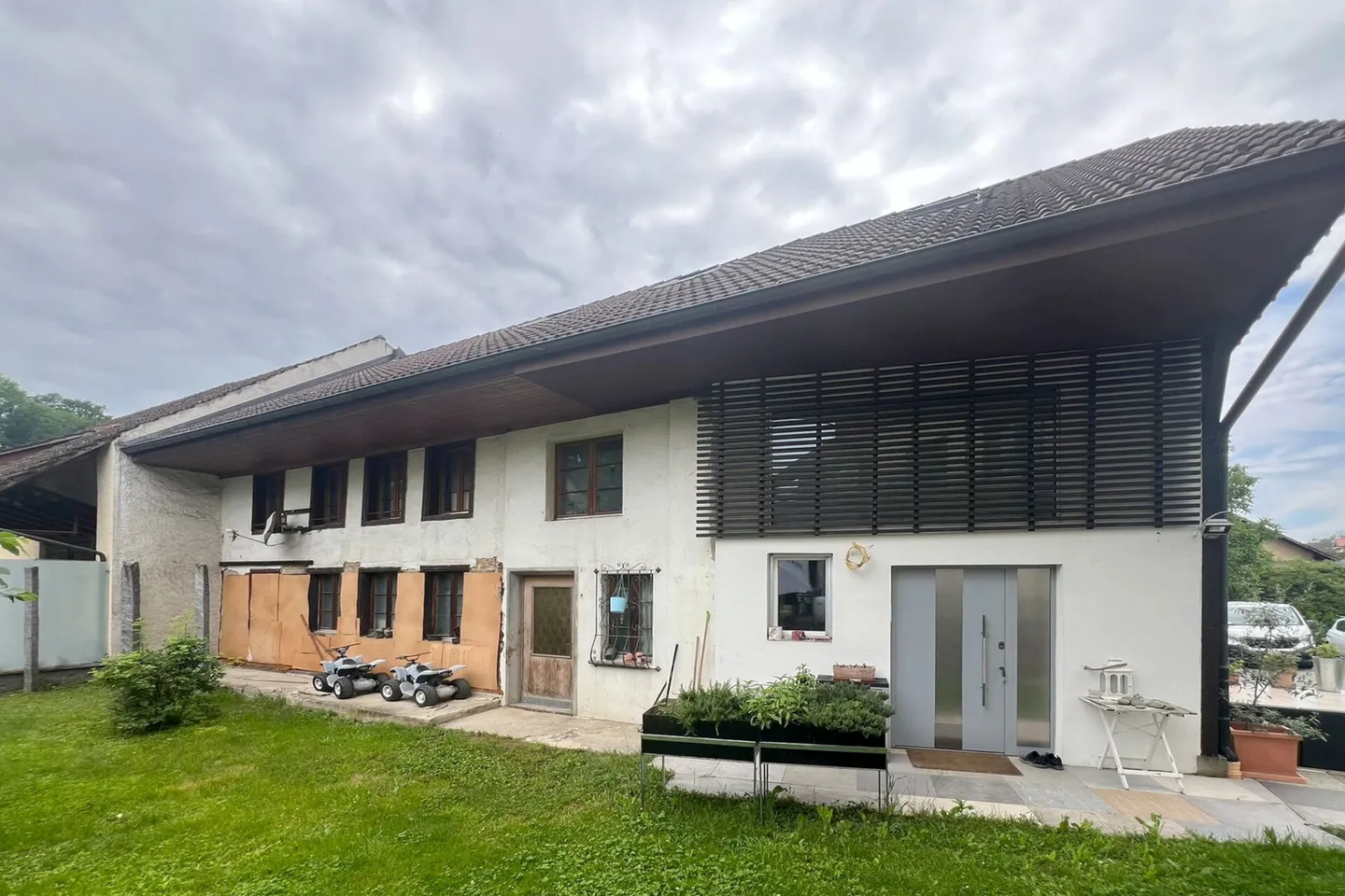 Bijou avec appartement développé et terminé - Photo 4 sur 25
