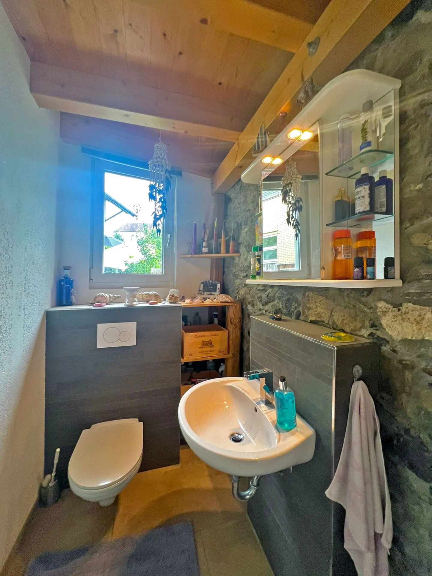 Bijou avec appartement développé et terminé - Photo 10 sur 25
