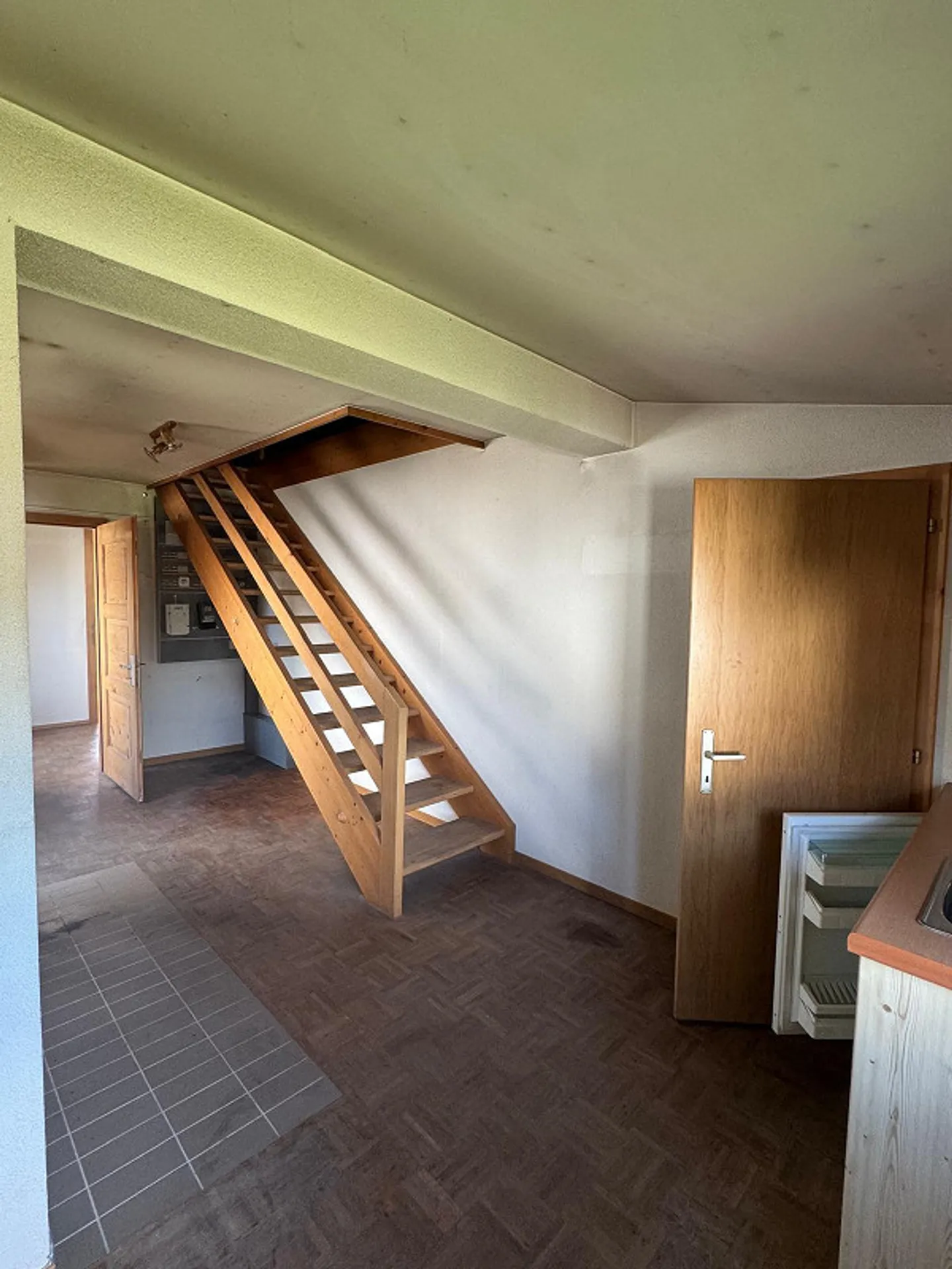 Garage, commercial space, storage hall or workshop - Photo 7 of 9