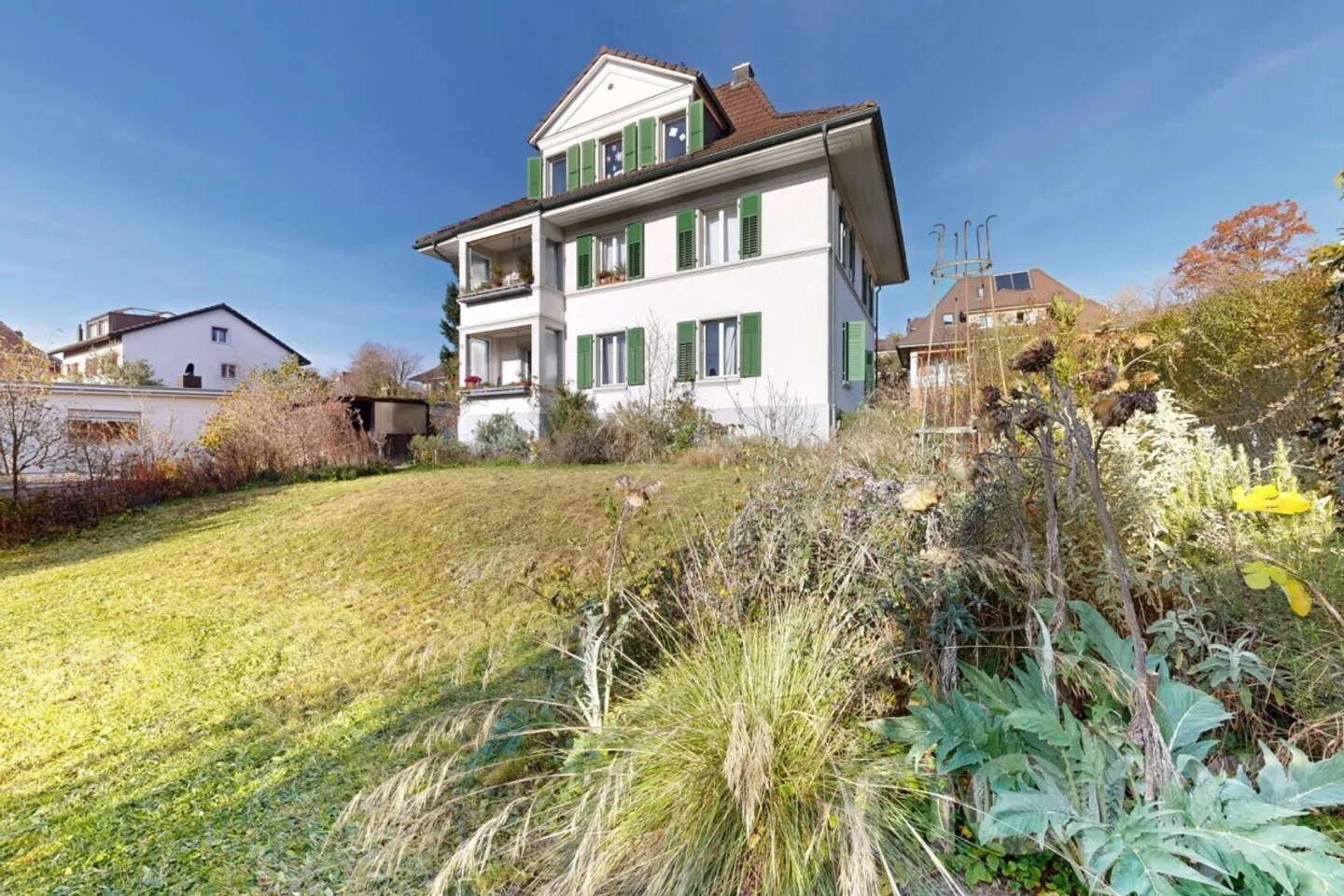 Mehrfamilienhaus mit 3 Wohneinheiten in Solothurn - Foto 7 von 12