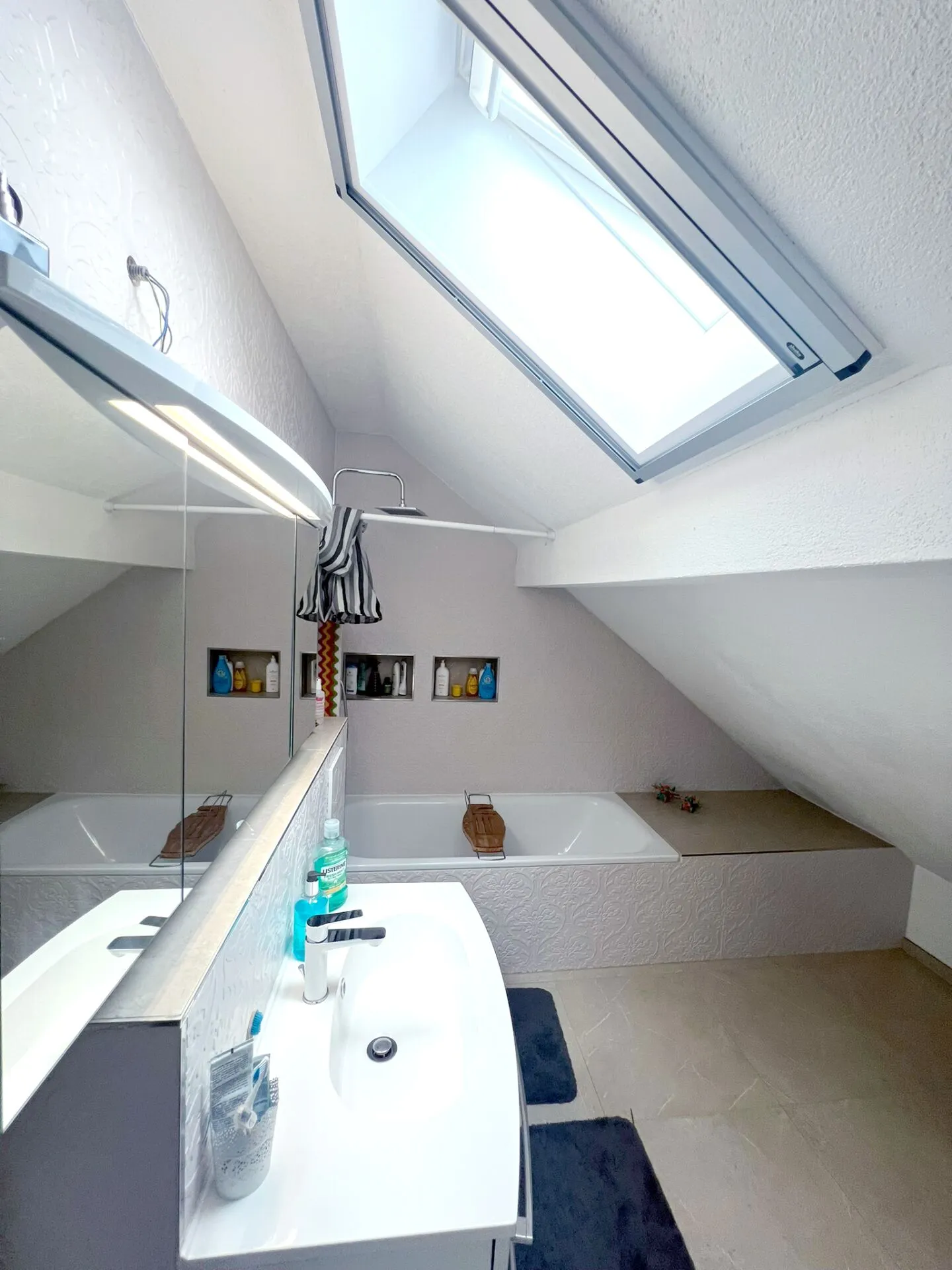 Bijou avec appartement développé et terminé - Photo 14 sur 25