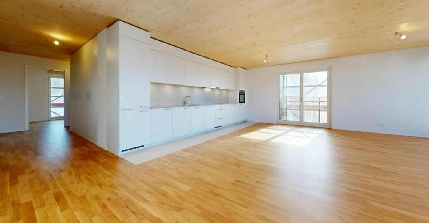 Spacious 4.5 rooms - 1st rent offered! - Photo 2 of 9