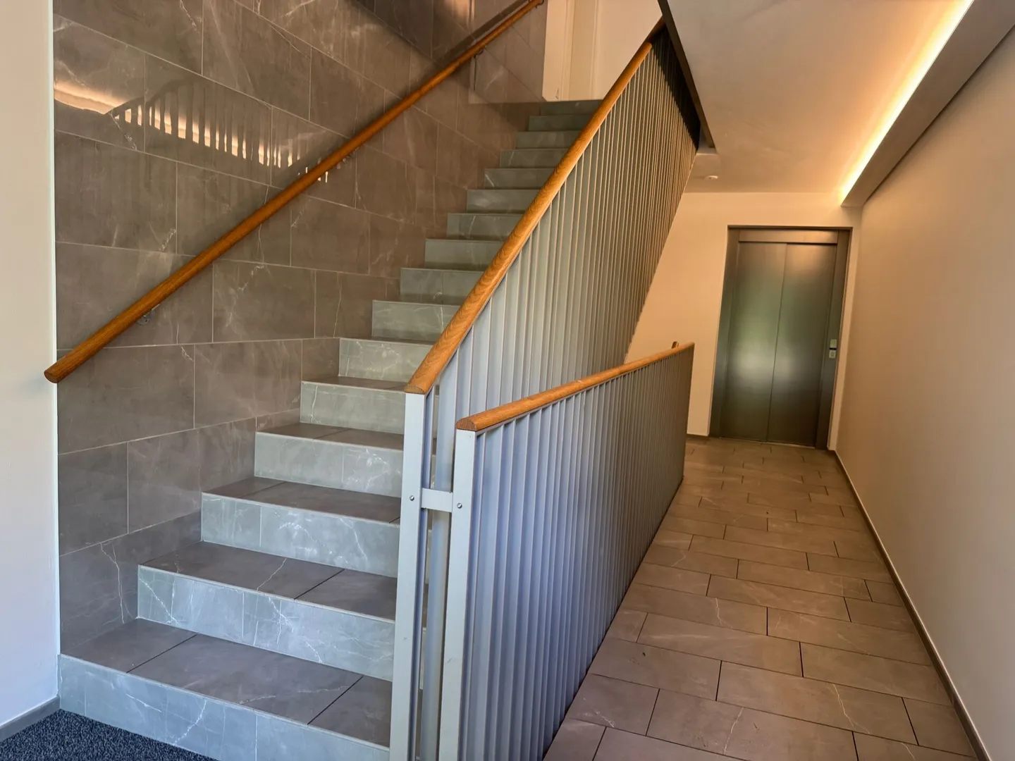 Bureau / Salles de pratique / Atelier à Gellert - Photo 10 sur 10
