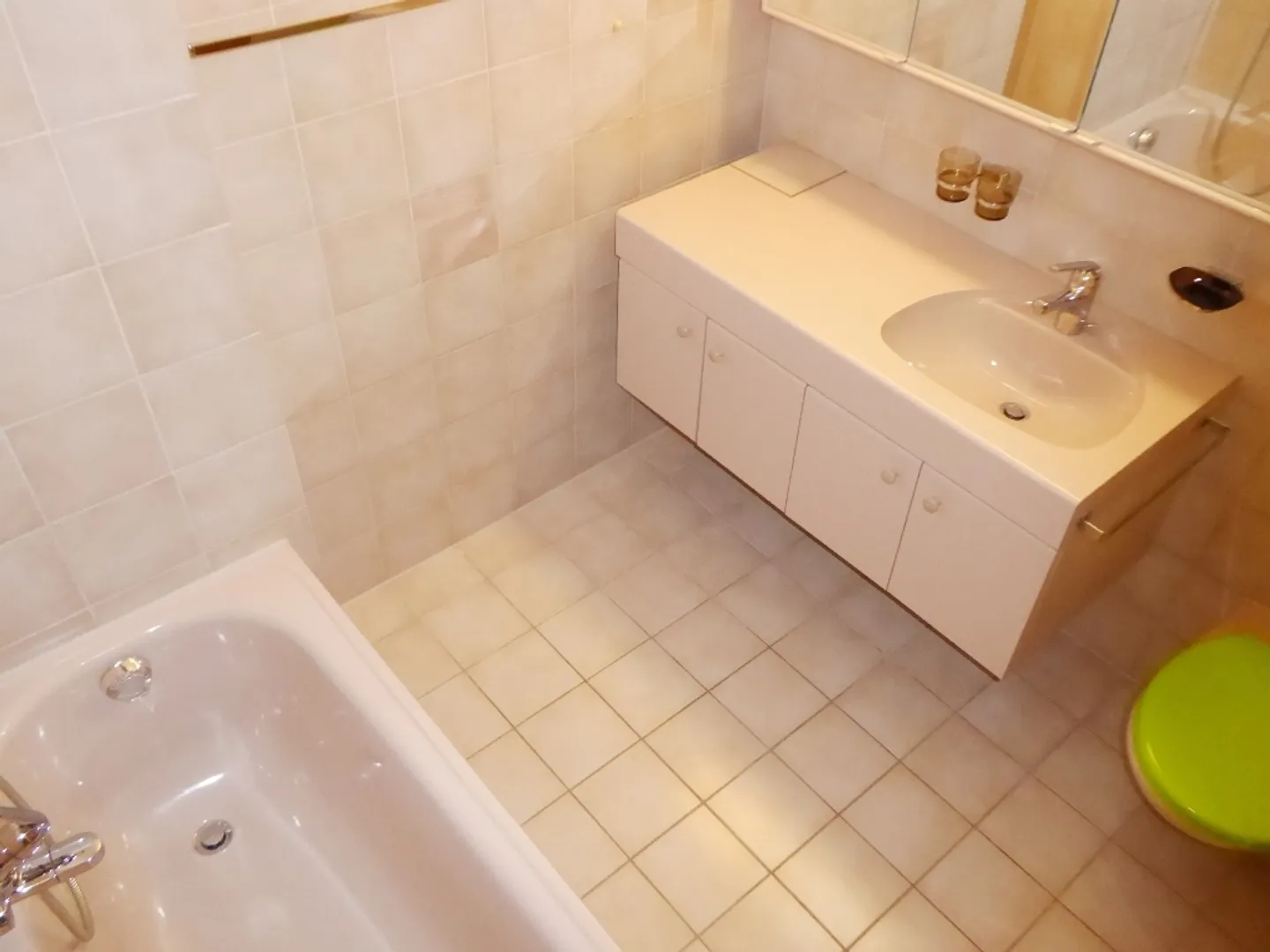 4.5-room apartment on the 1st floor with balcony - Photo 5 of 9