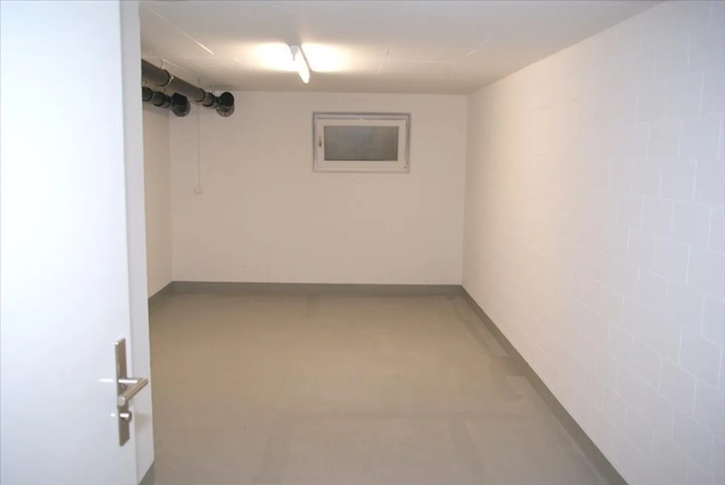 Craft room for rent!!! - Photo 2 of 2