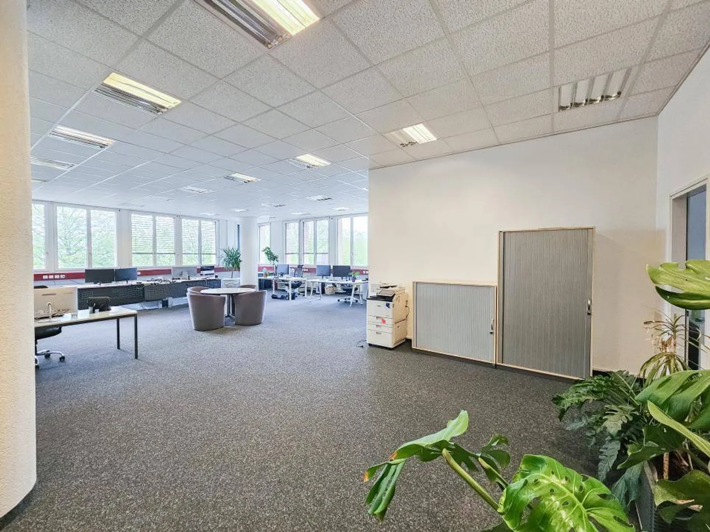 Büros/Handwerk im 1. Stock 234m² zu verkaufen mit 6 Innenparkplätzen - Foto 6 von 6