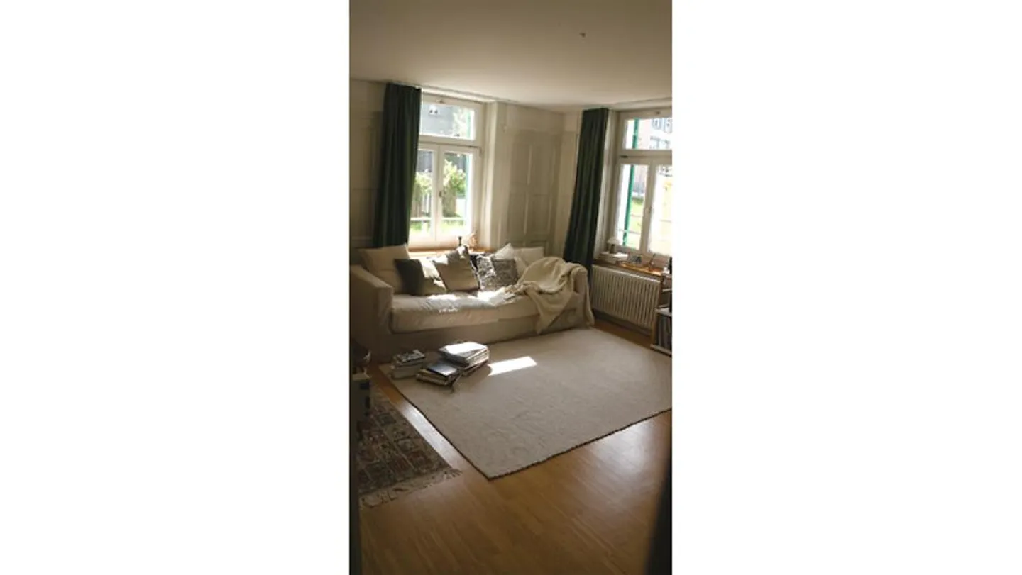 APPARTEMENT 2 PIÈCES À ST. GALLEN, MEUBLÉ, TEMPORAIRE - Photo 2 sur 10