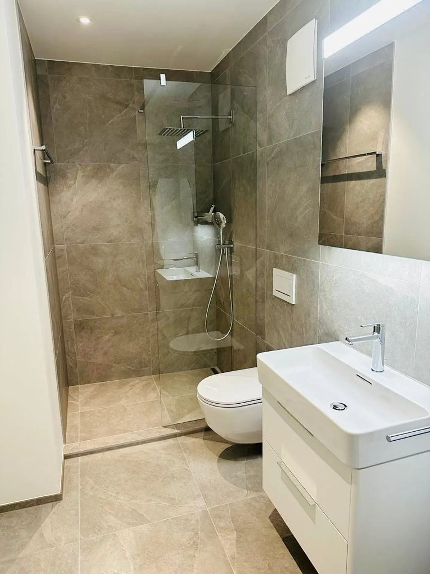 Moderne Duplex-Wohnung in Fahrweid - Foto 7 von 10