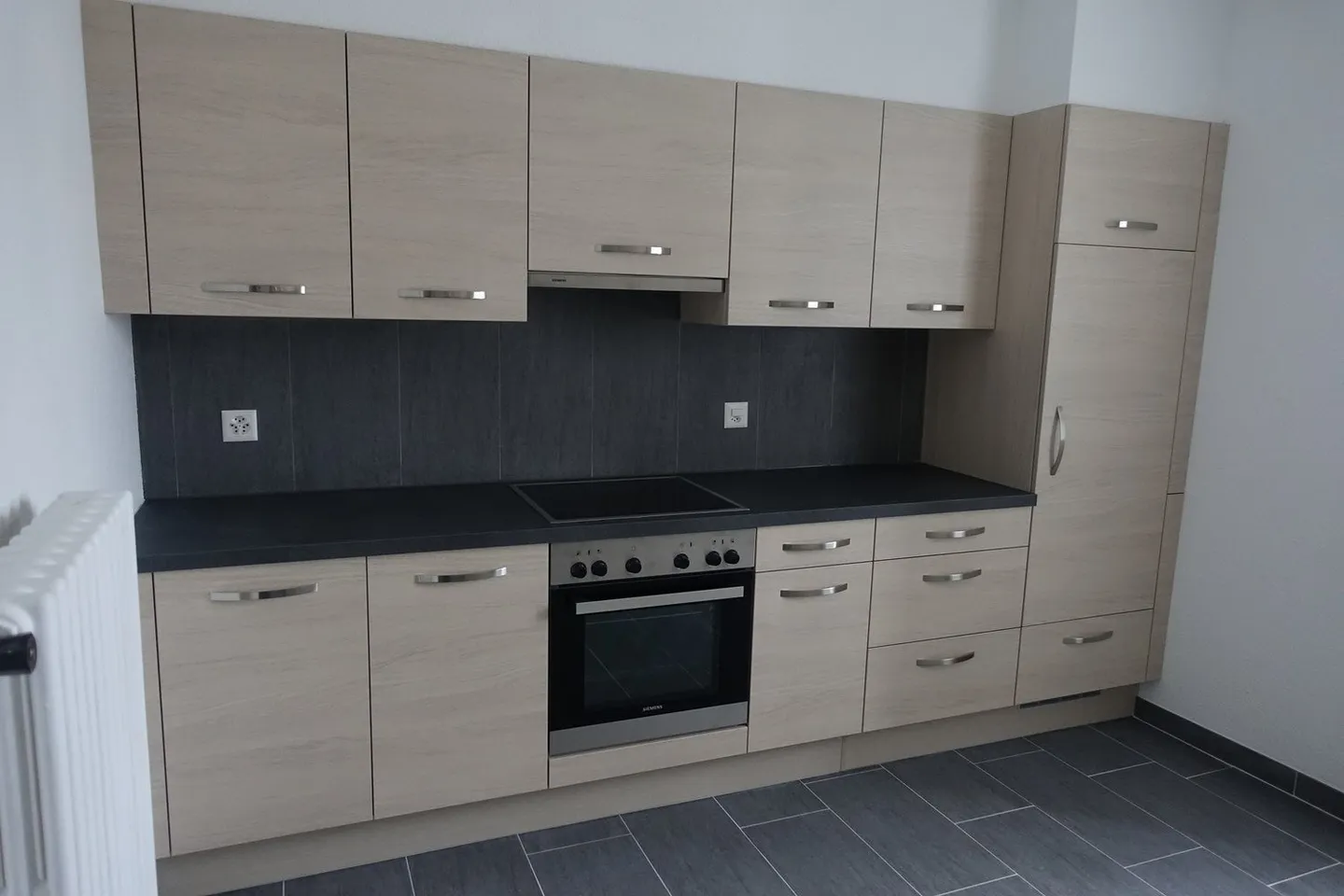 3 MODERN ROOMS CLOSE TO ALL AMENITIES! - Photo 1 of 6