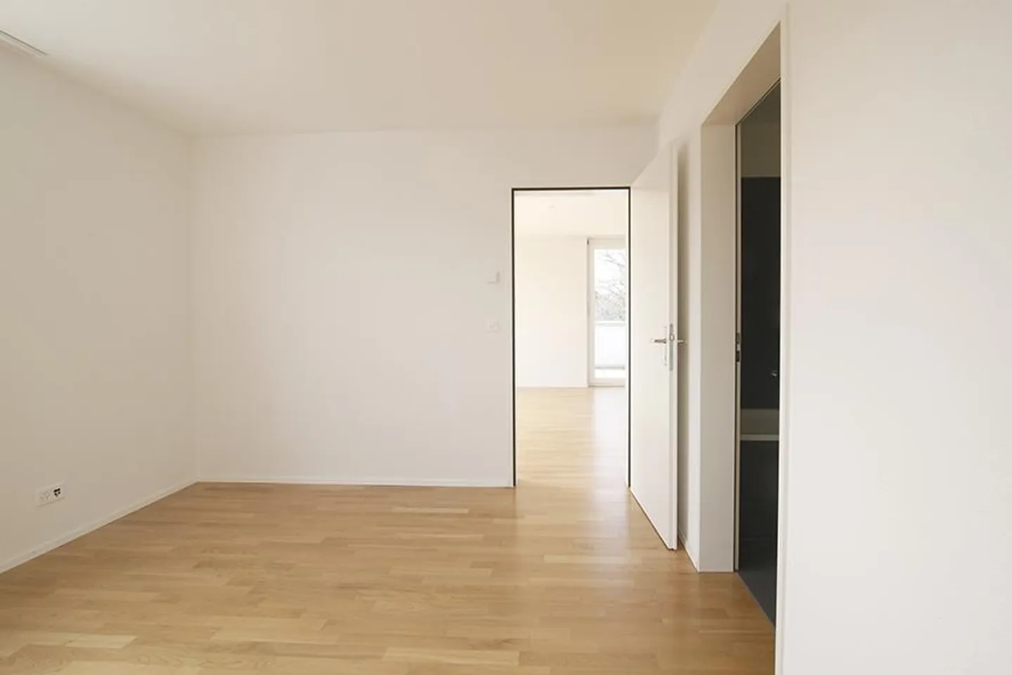Modernes Wohnen mit grosser Terrasse garantiert! - Photo 6 sur 8
