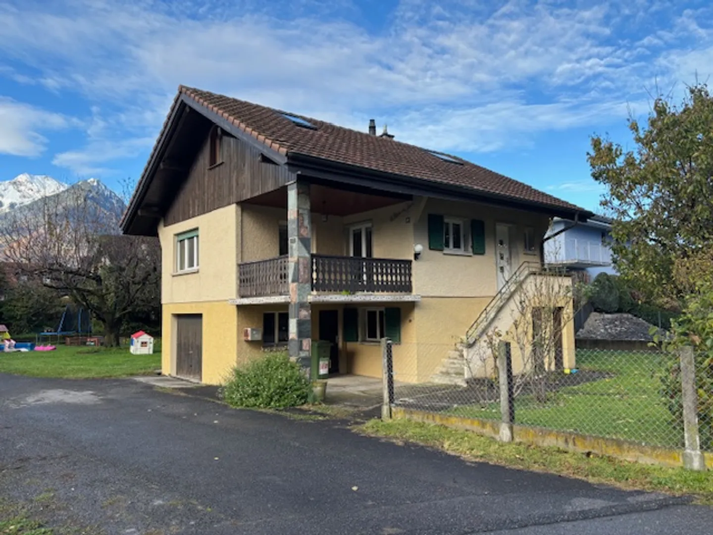 3,5-Zimmer-Haus - Foto 1 von 14