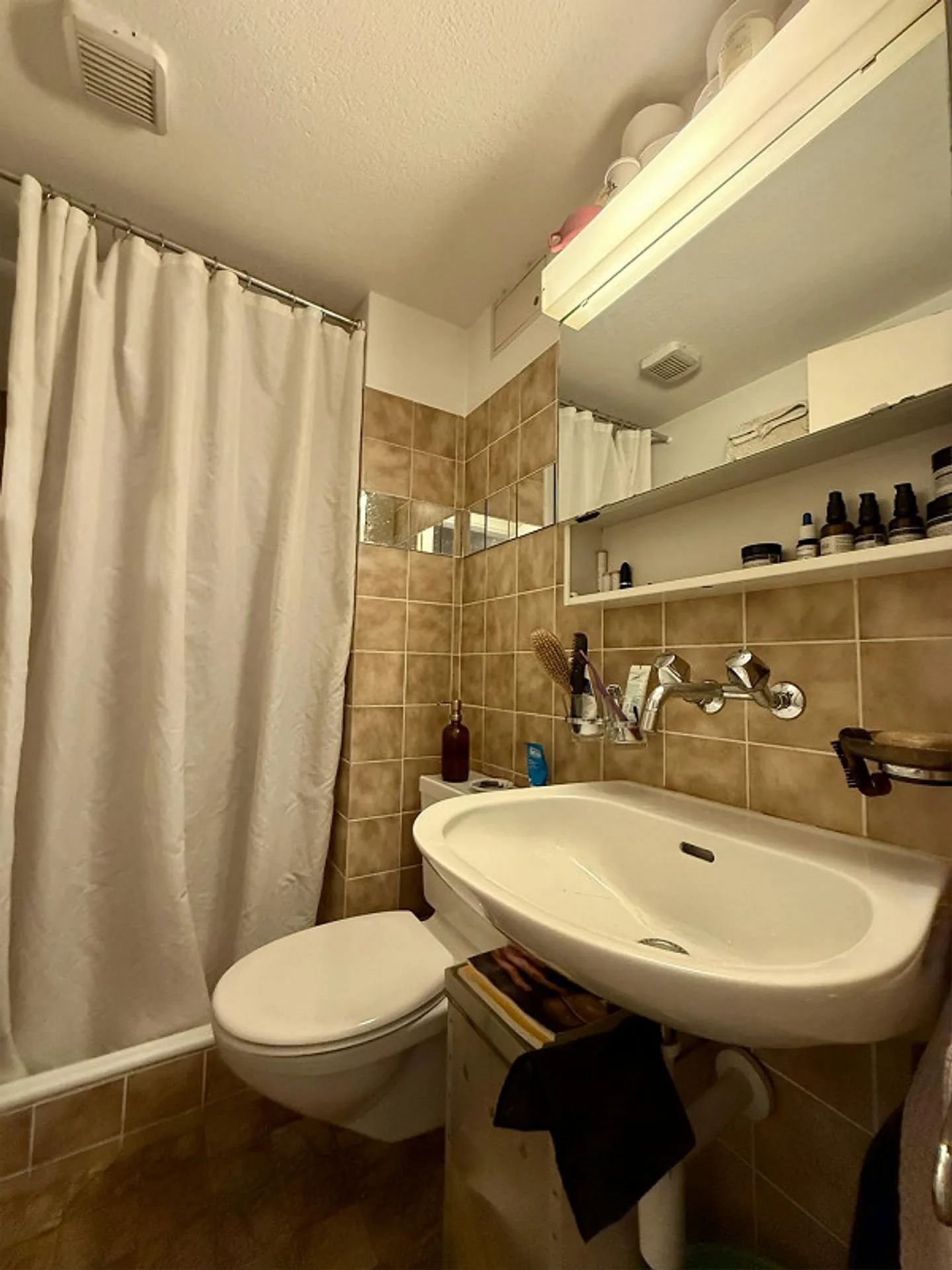 Charmante appartement 1.5 pièces près d'Albisriederplatz - disponible à partir du 01... - Photo 9 sur 10