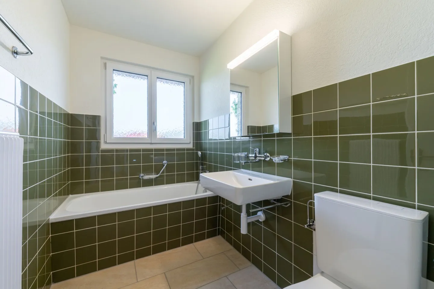 Casa Doppia Familiare in Ottima Posizione a Rothrist da Affittare - Foto 7 di 16
