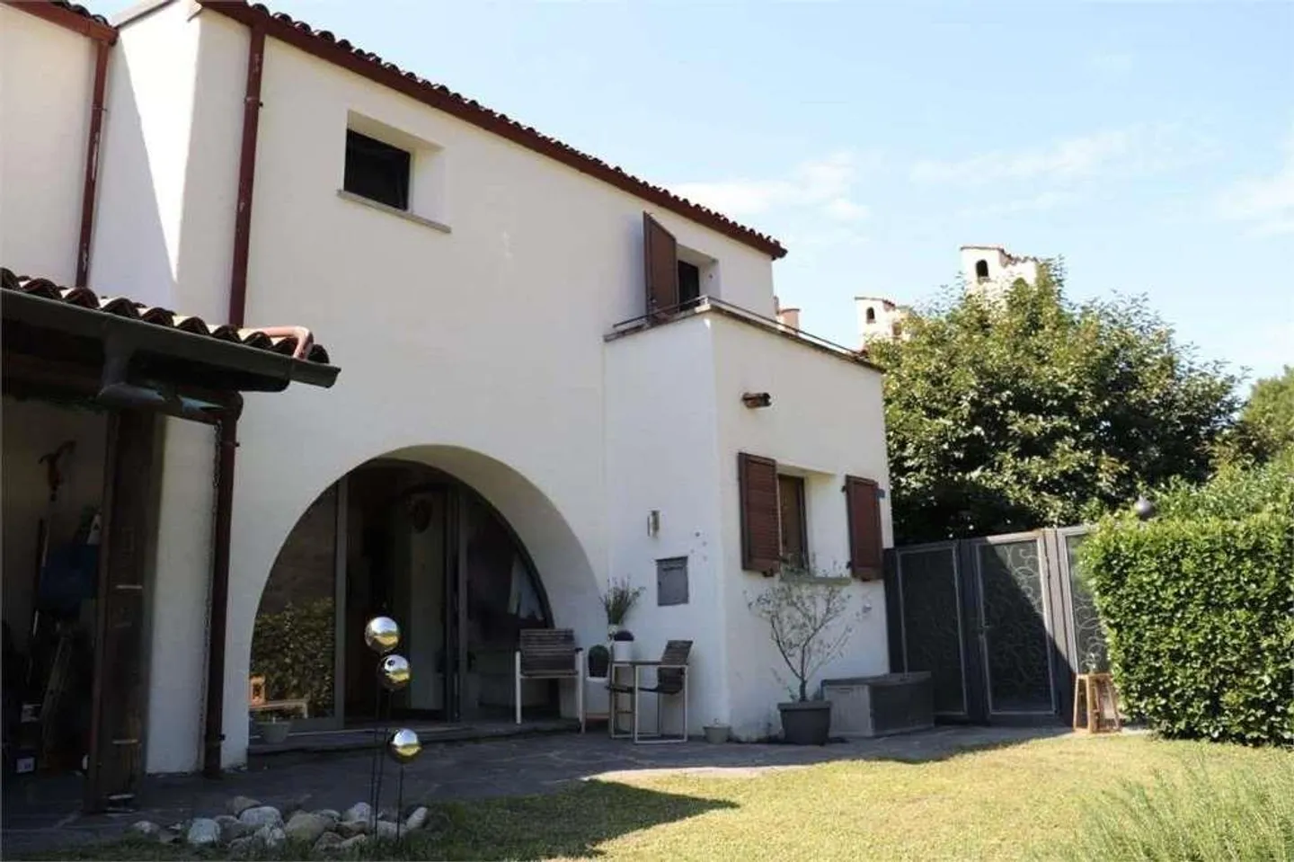 RIVA SAN VITALE: ANSCHAULICHES HAUS 5.5 Zimmer MIT GARTEN - Foto 2 von 13