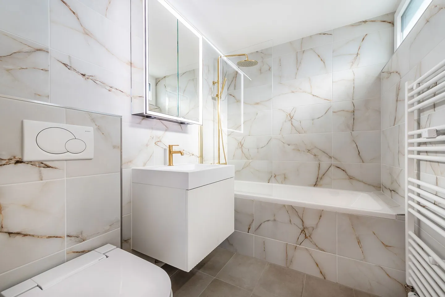 Renovated 3.5-room penthouse with XXL terrace in Kreuzlingen - Photo 8 of 13