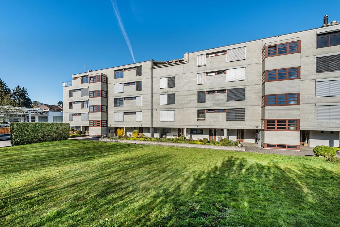 Renovated 3.5-room penthouse with XXL terrace in Kreuzlingen - Photo 11 of 13