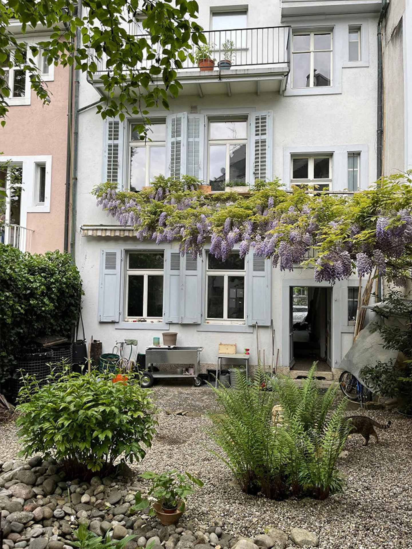 Vivere e lavorare sotto lo stesso tetto - Foto 1 di 25